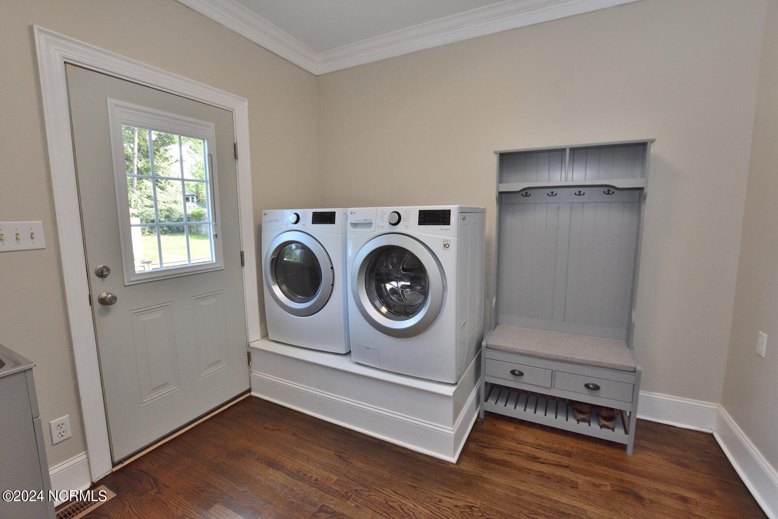 101 Royal Ridge Court