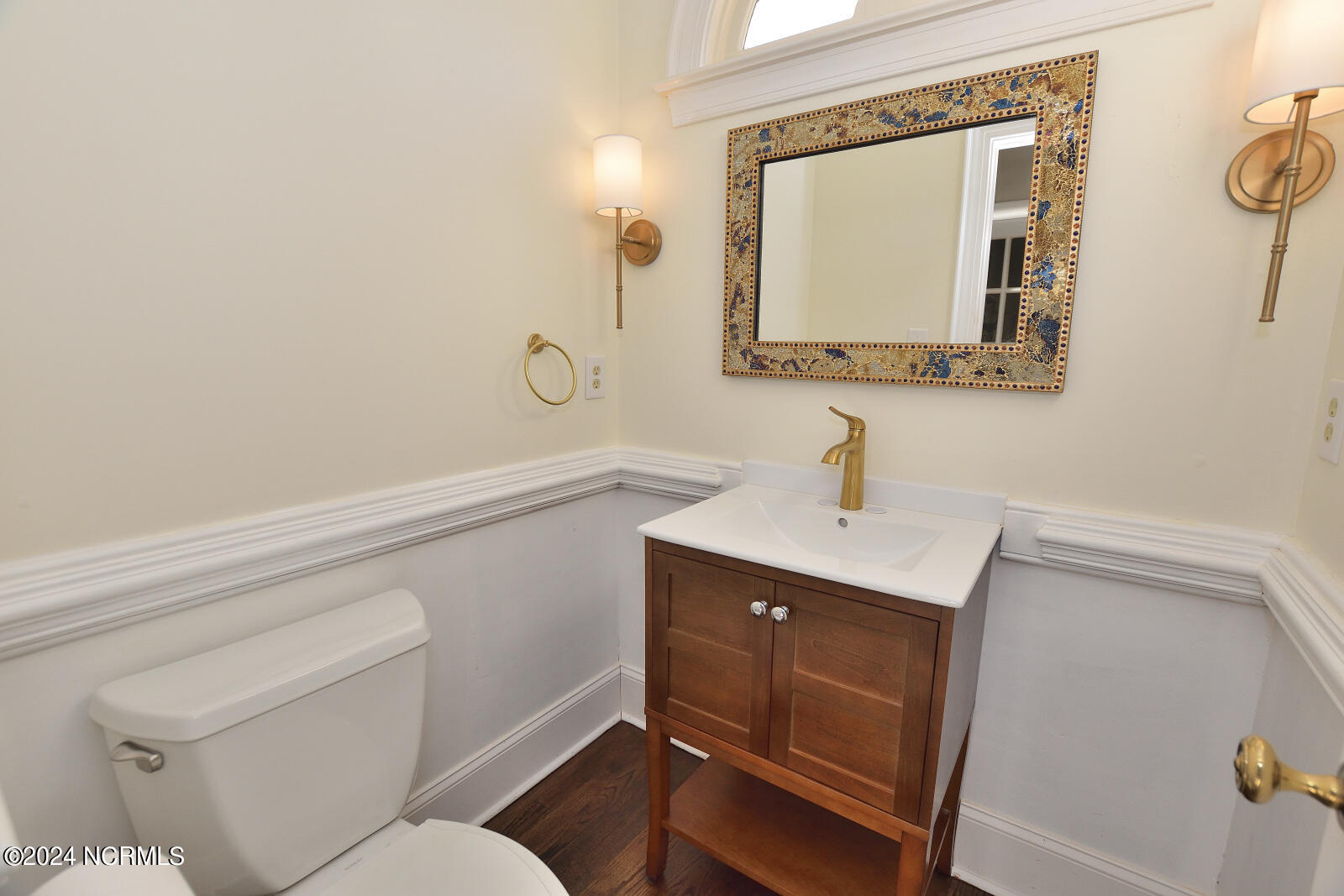 101 Royal Ridge Court