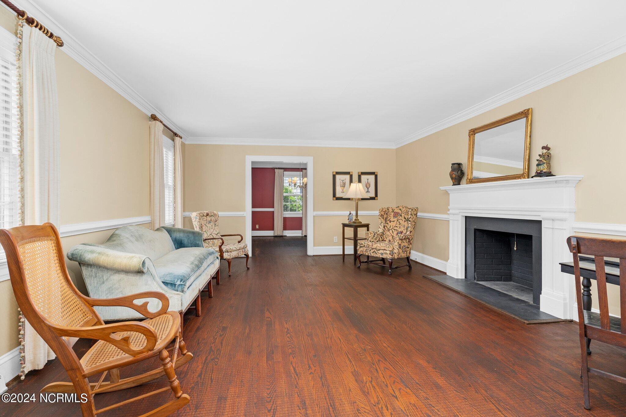 1014 Lafayette Avenue