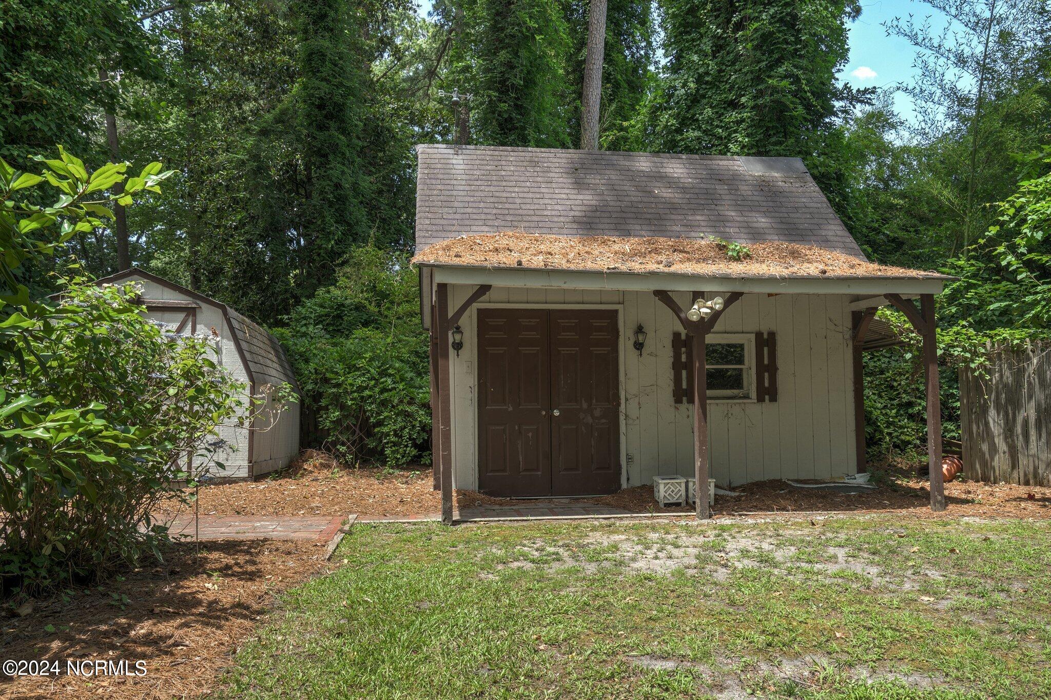 1014 Lafayette Avenue