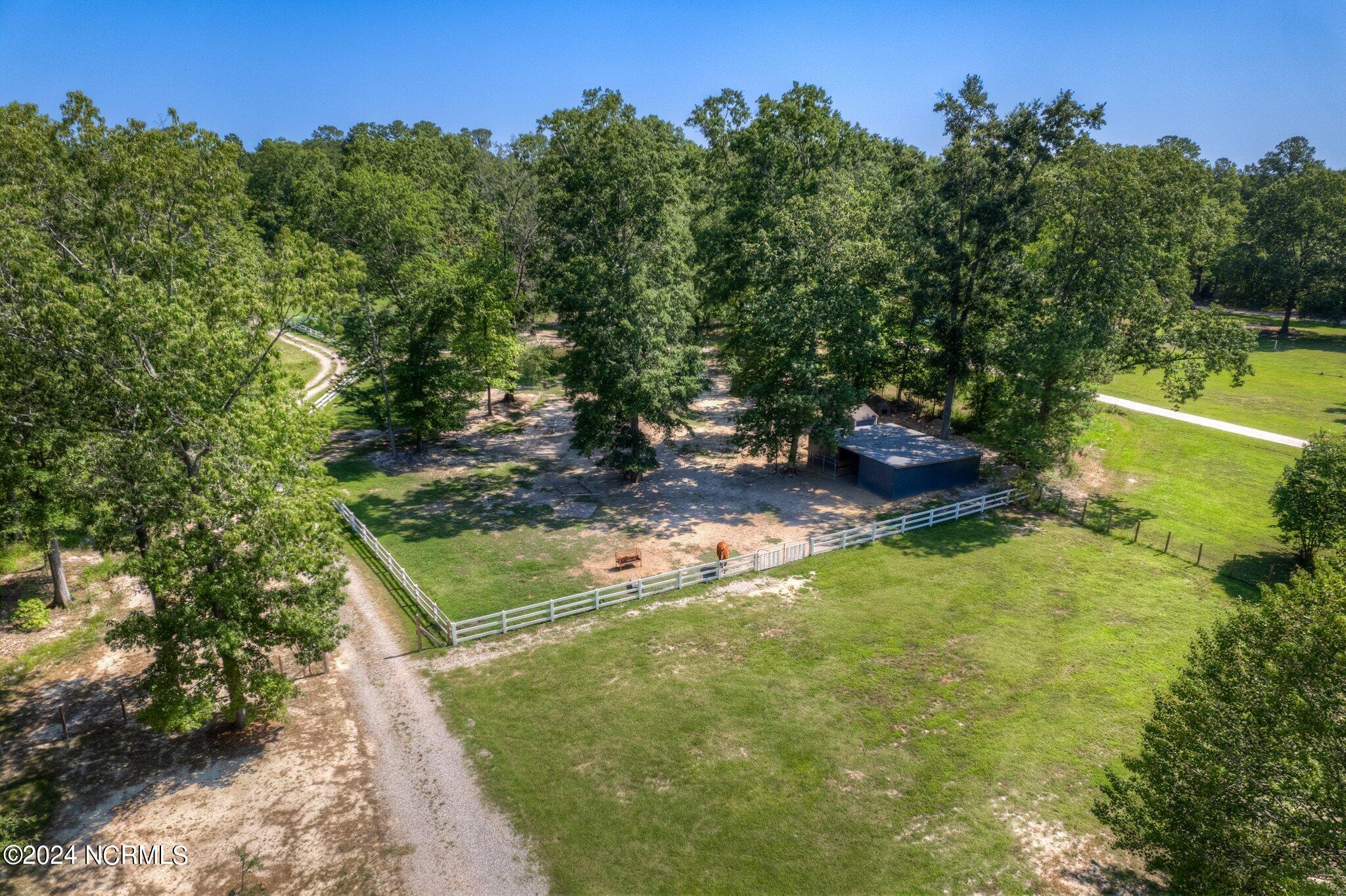 2667 Reges Store Road