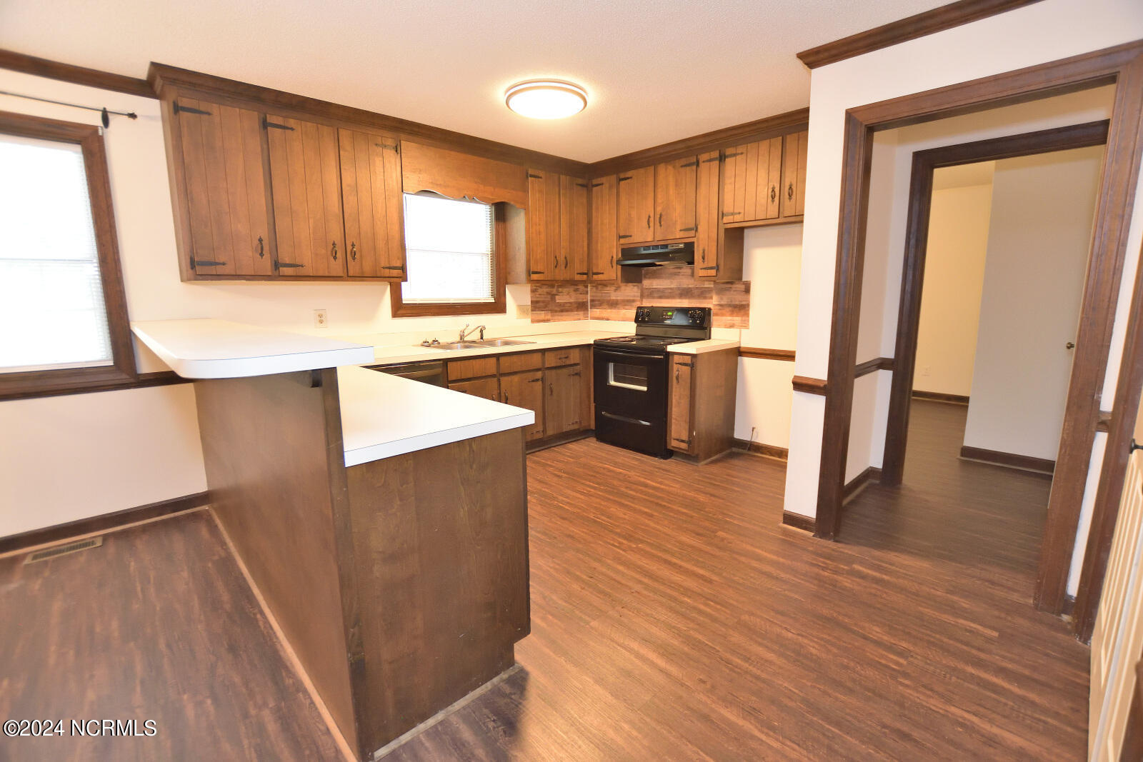 1204 Roundtree Drive