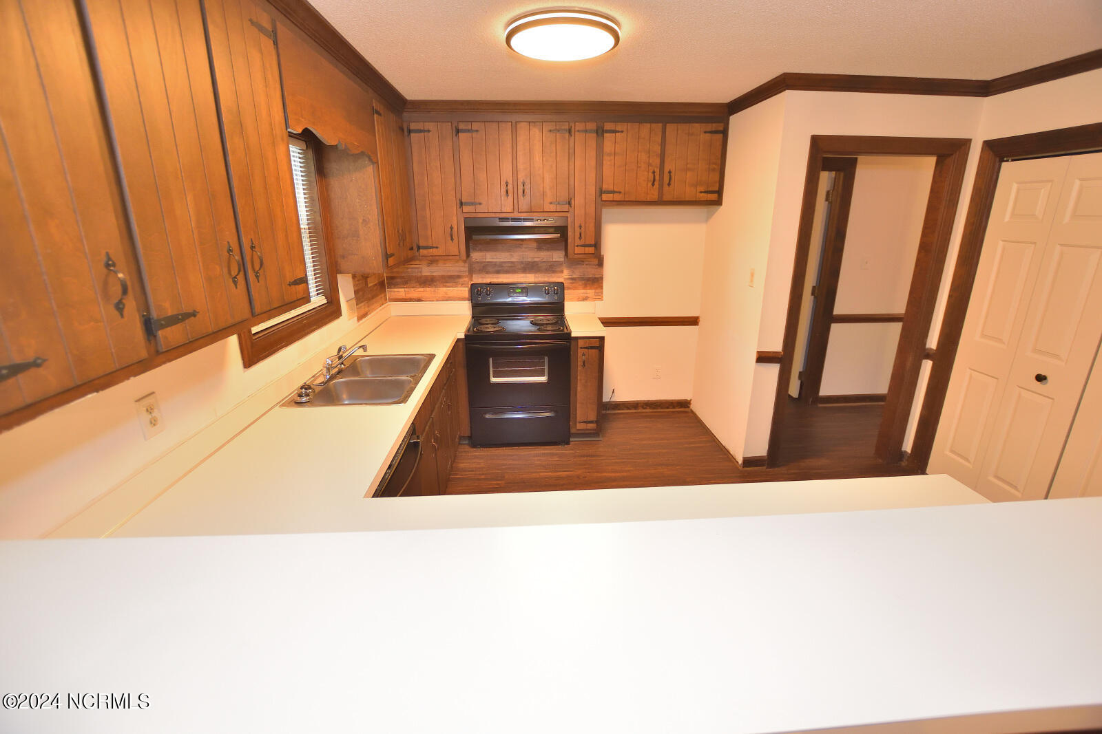 1204 Roundtree Drive