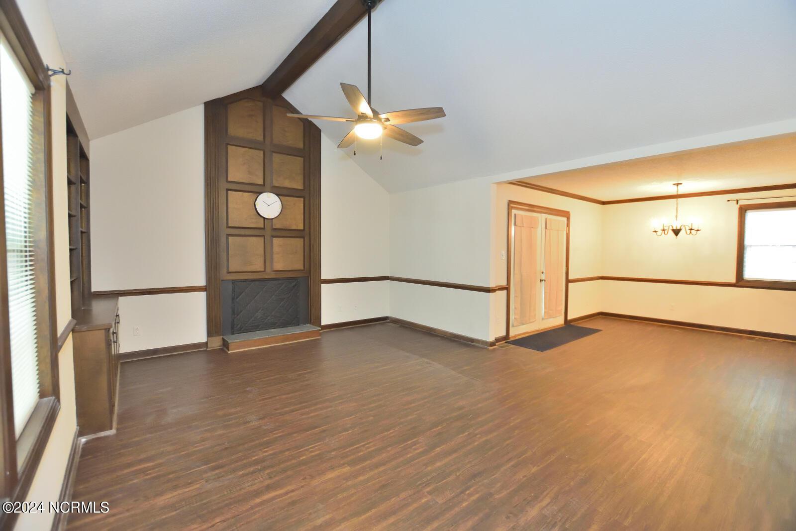 1204 Roundtree Drive