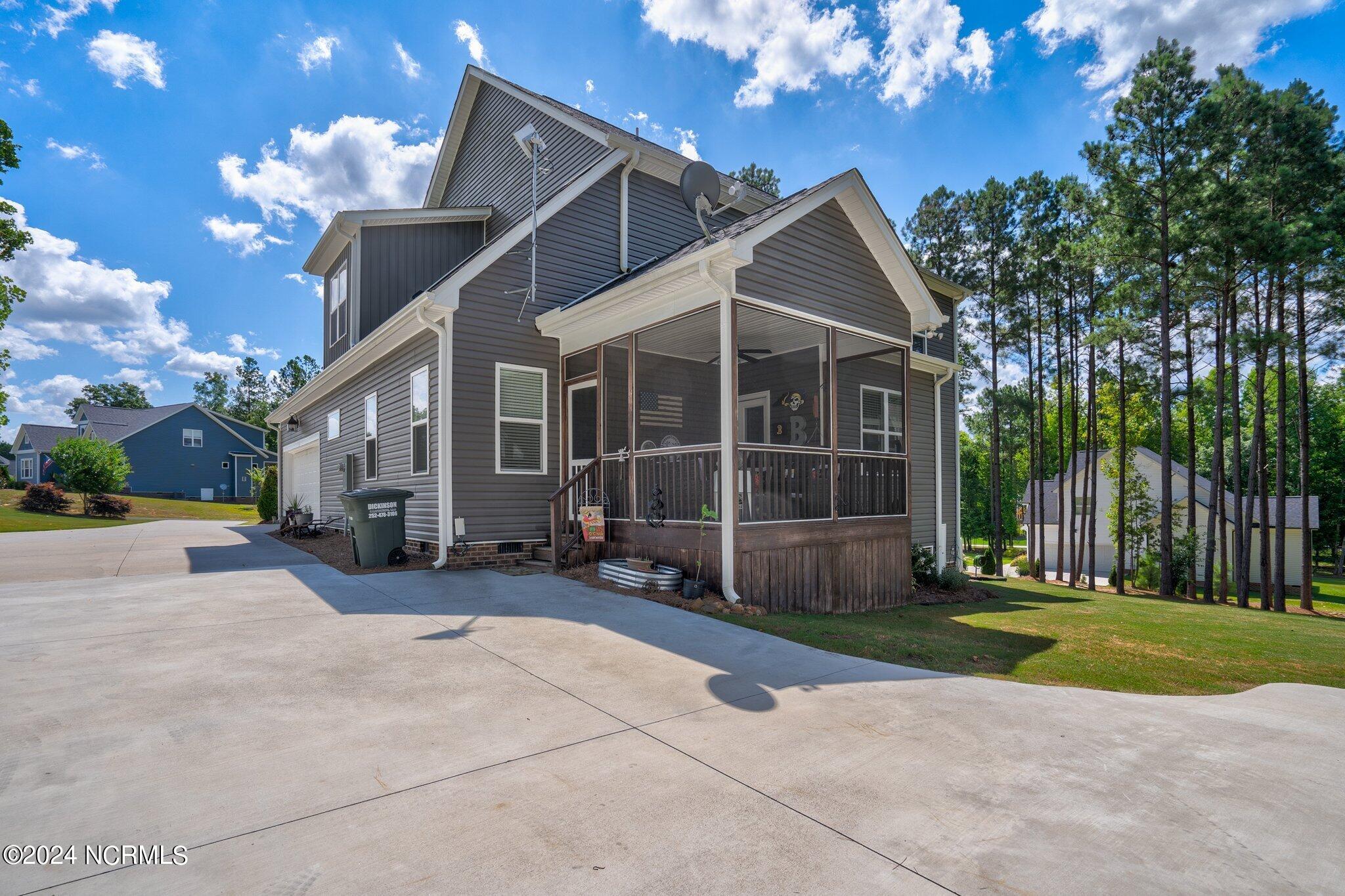 406 Duck Pond Road
