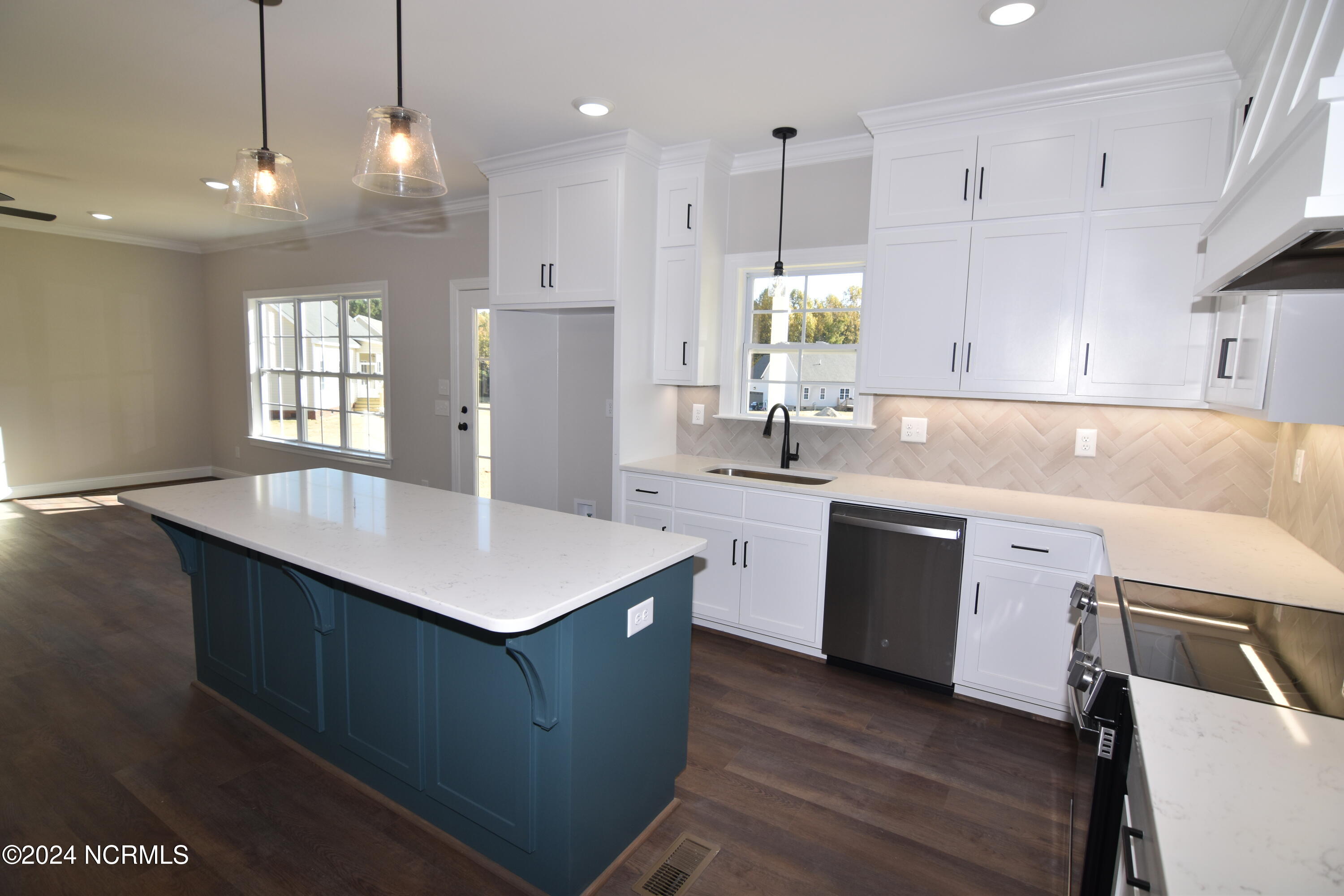 7291 Twin Pines Road