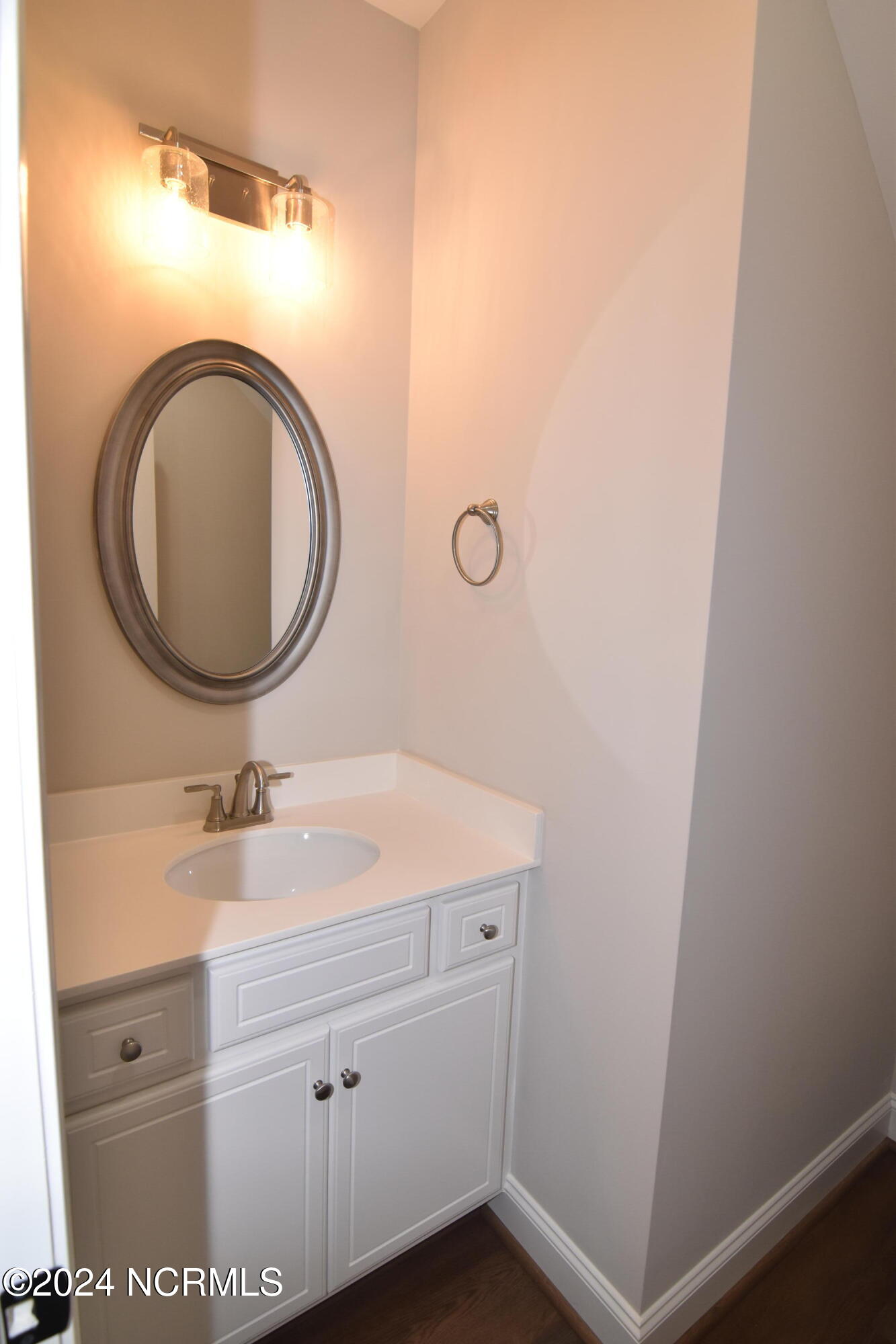 7291 Twin Pines Road