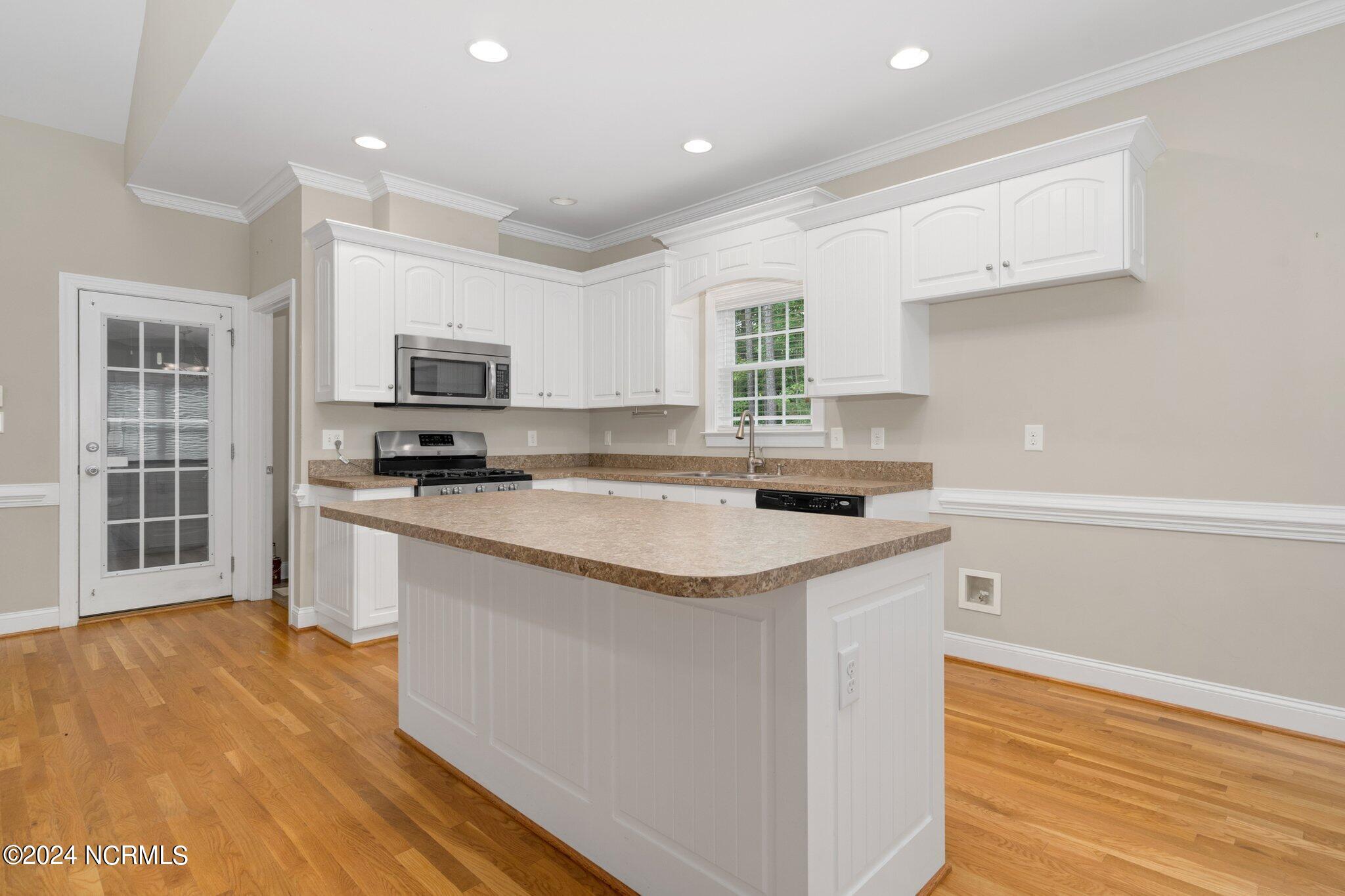 45 Pond View Court