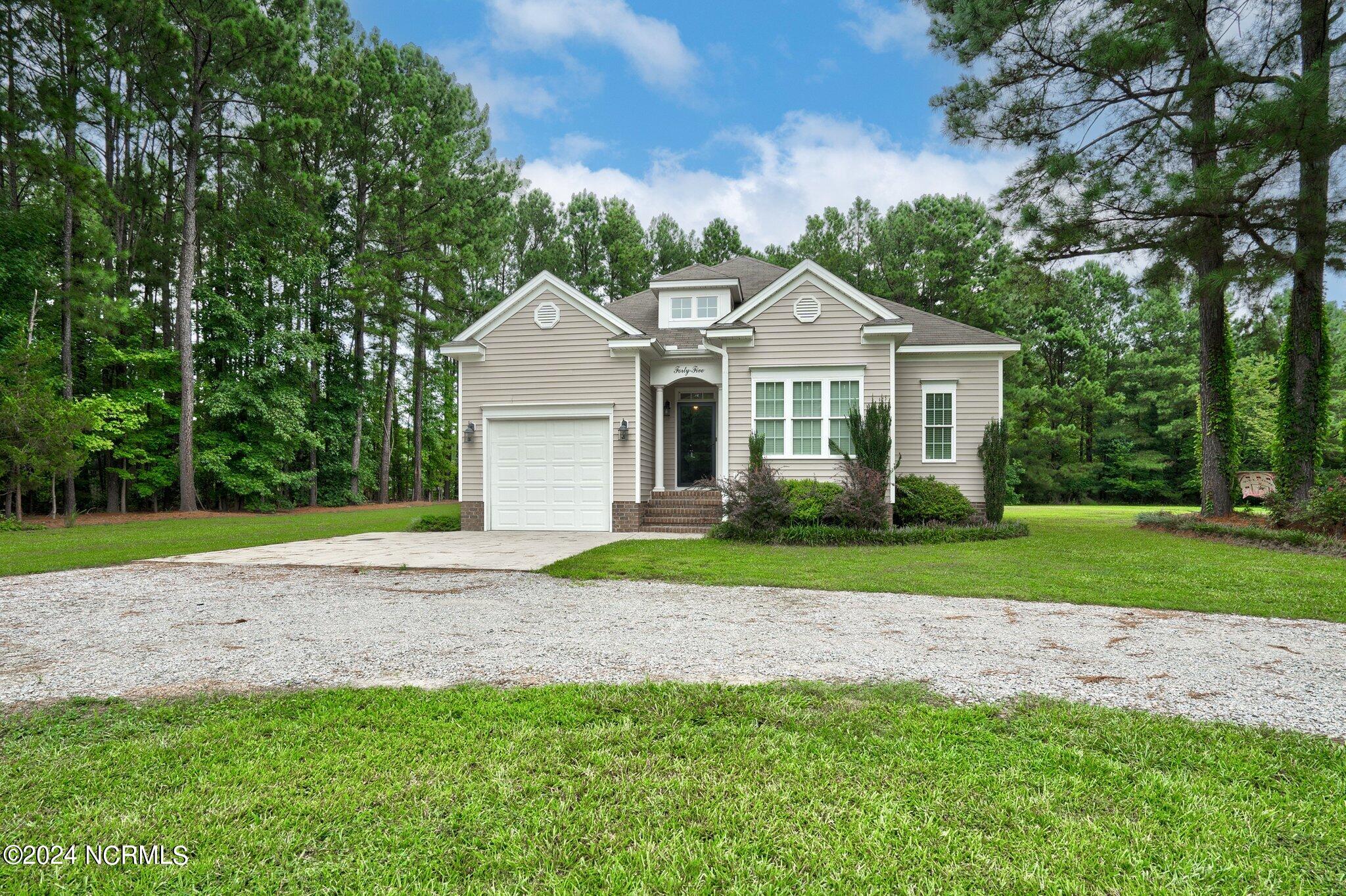 45 Pond View Court