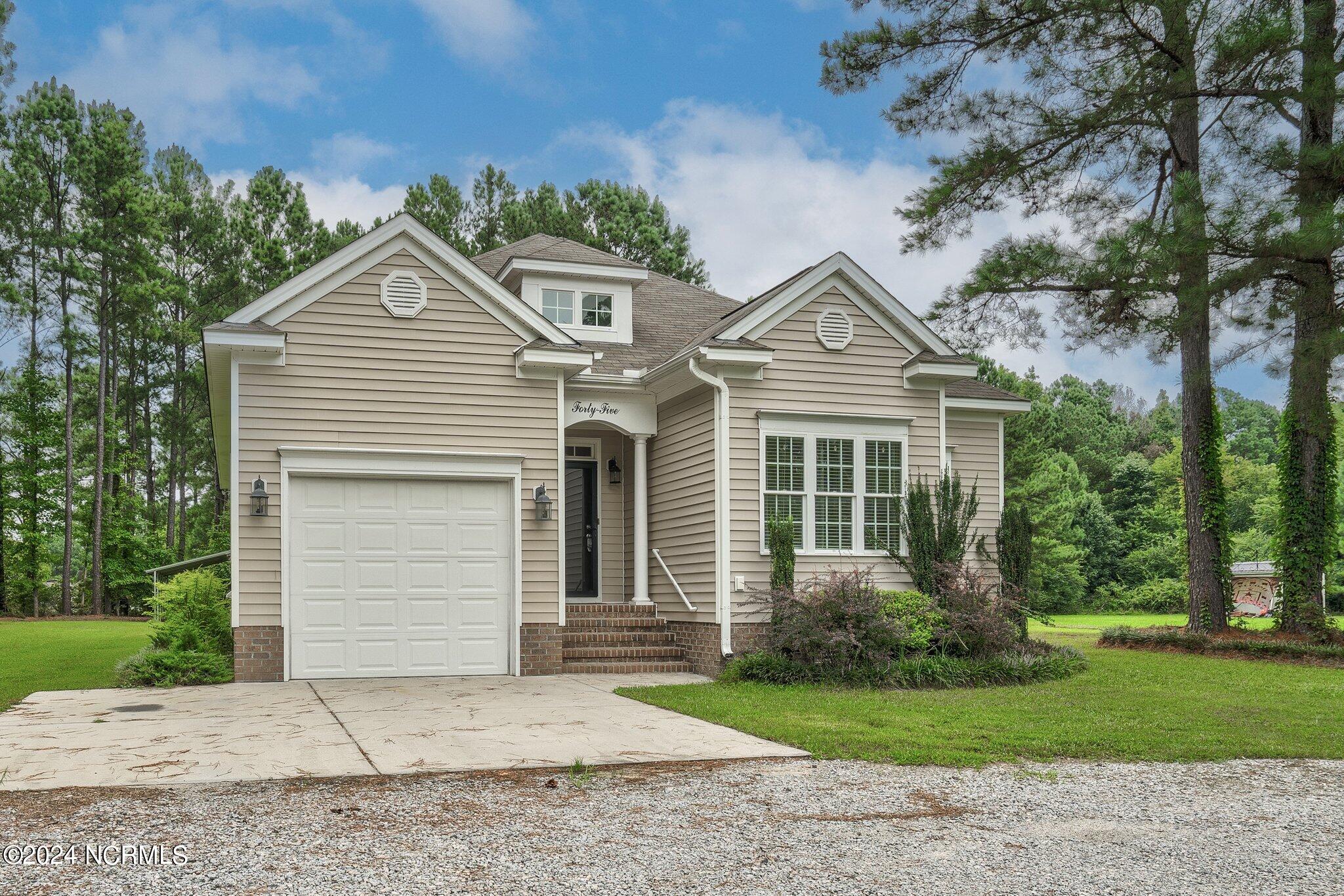 45 Pond View Court
