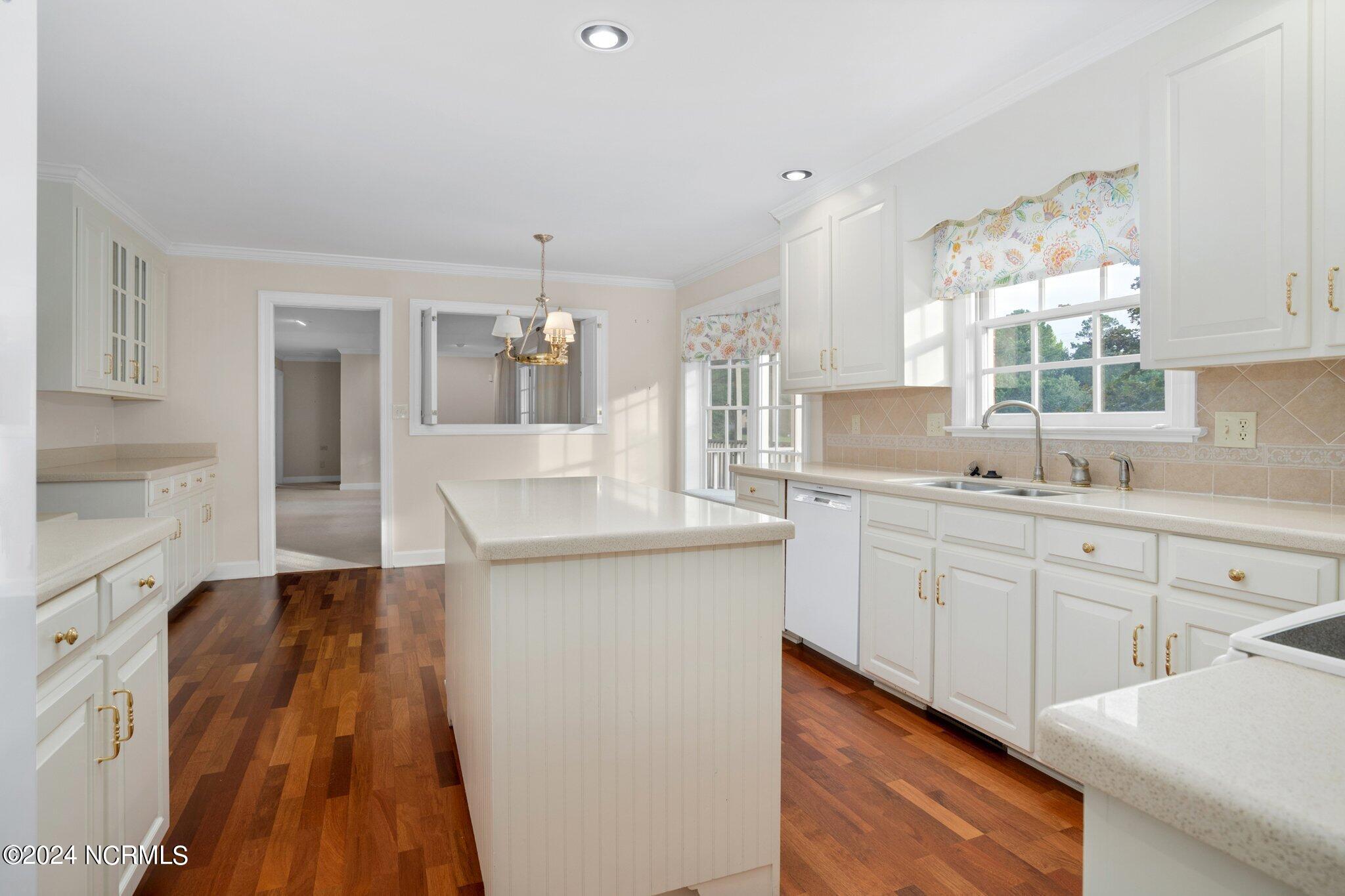 2128 Robert Ryan Road