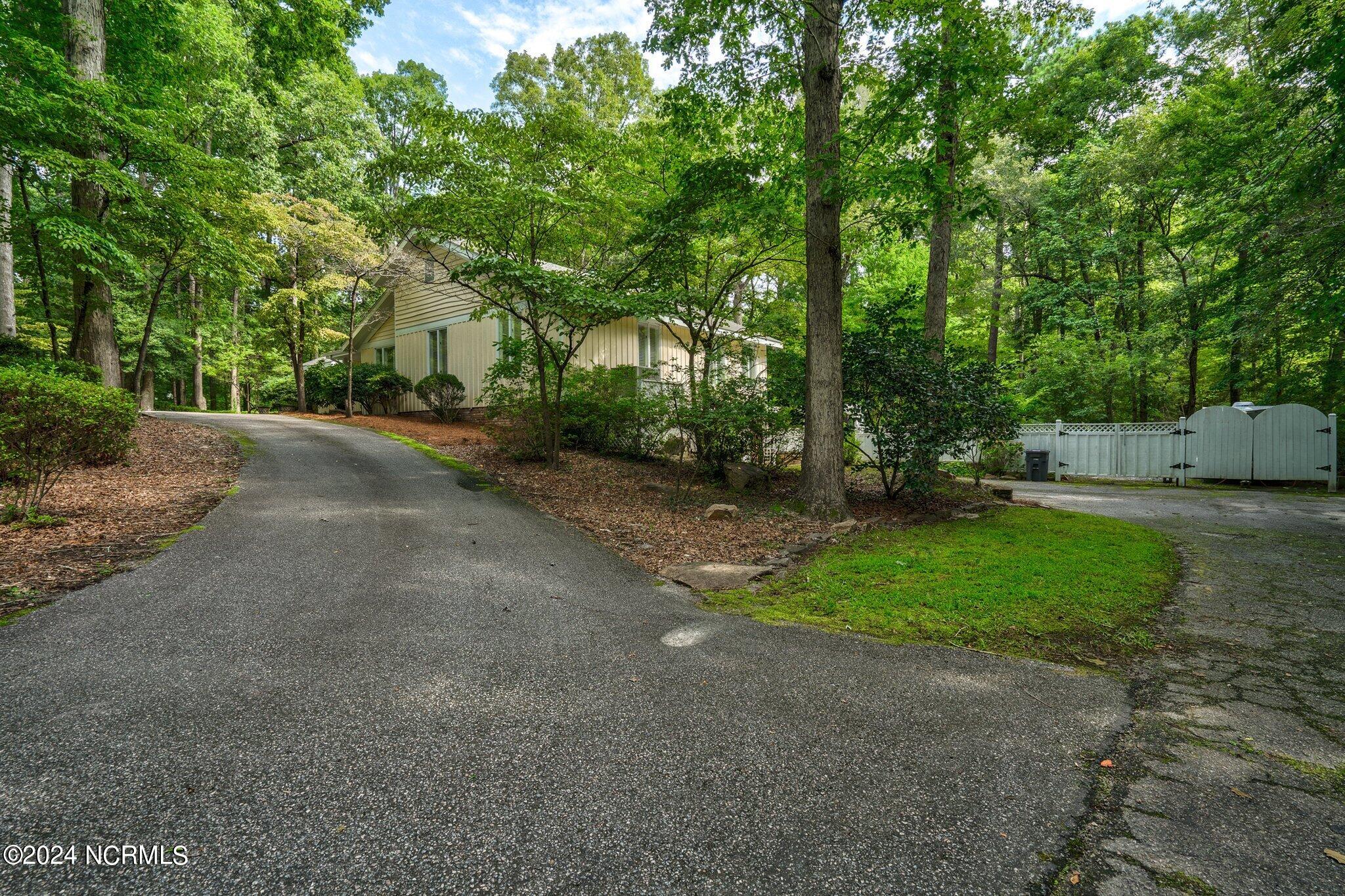 169 Candlewood Road