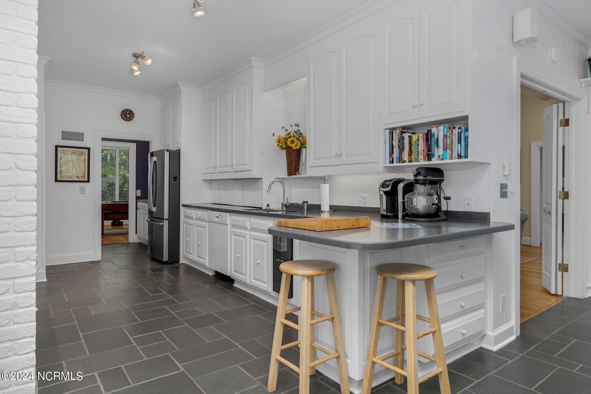 169 Candlewood Road