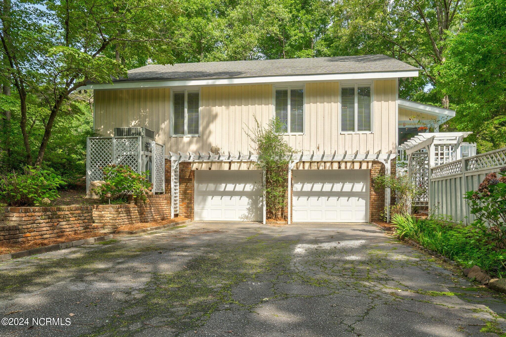 169 Candlewood Road