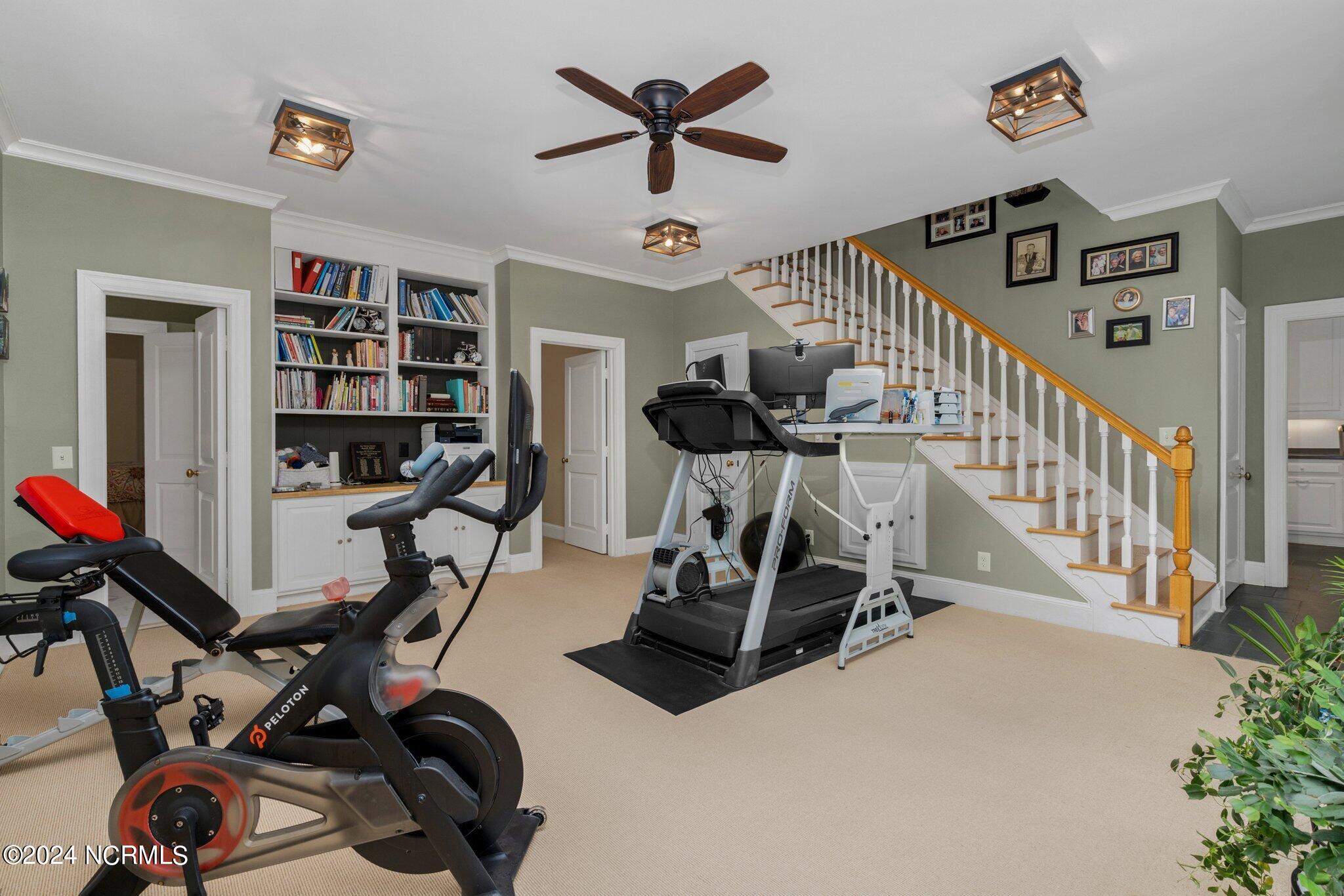169 Candlewood Road