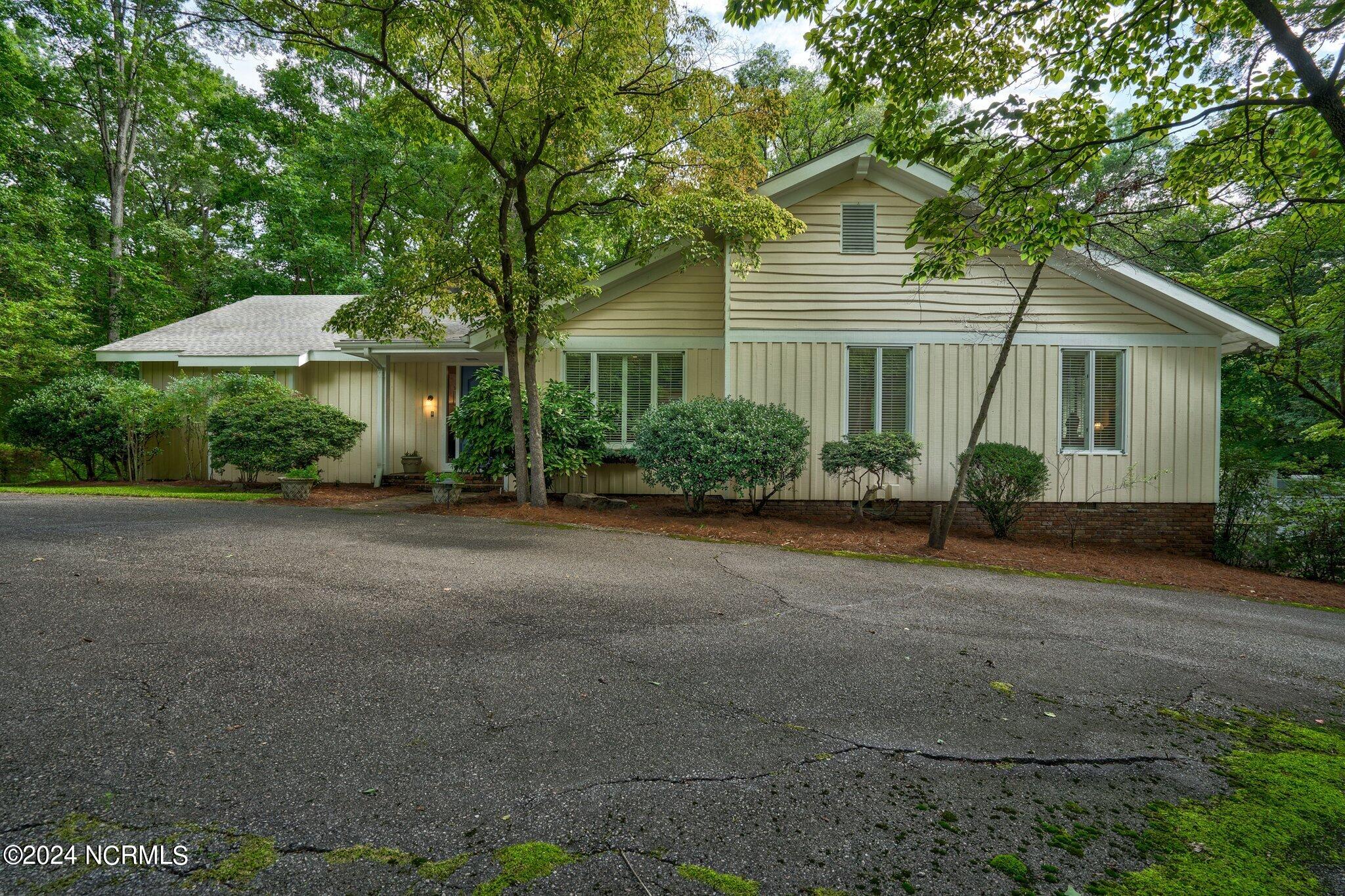 169 Candlewood Road