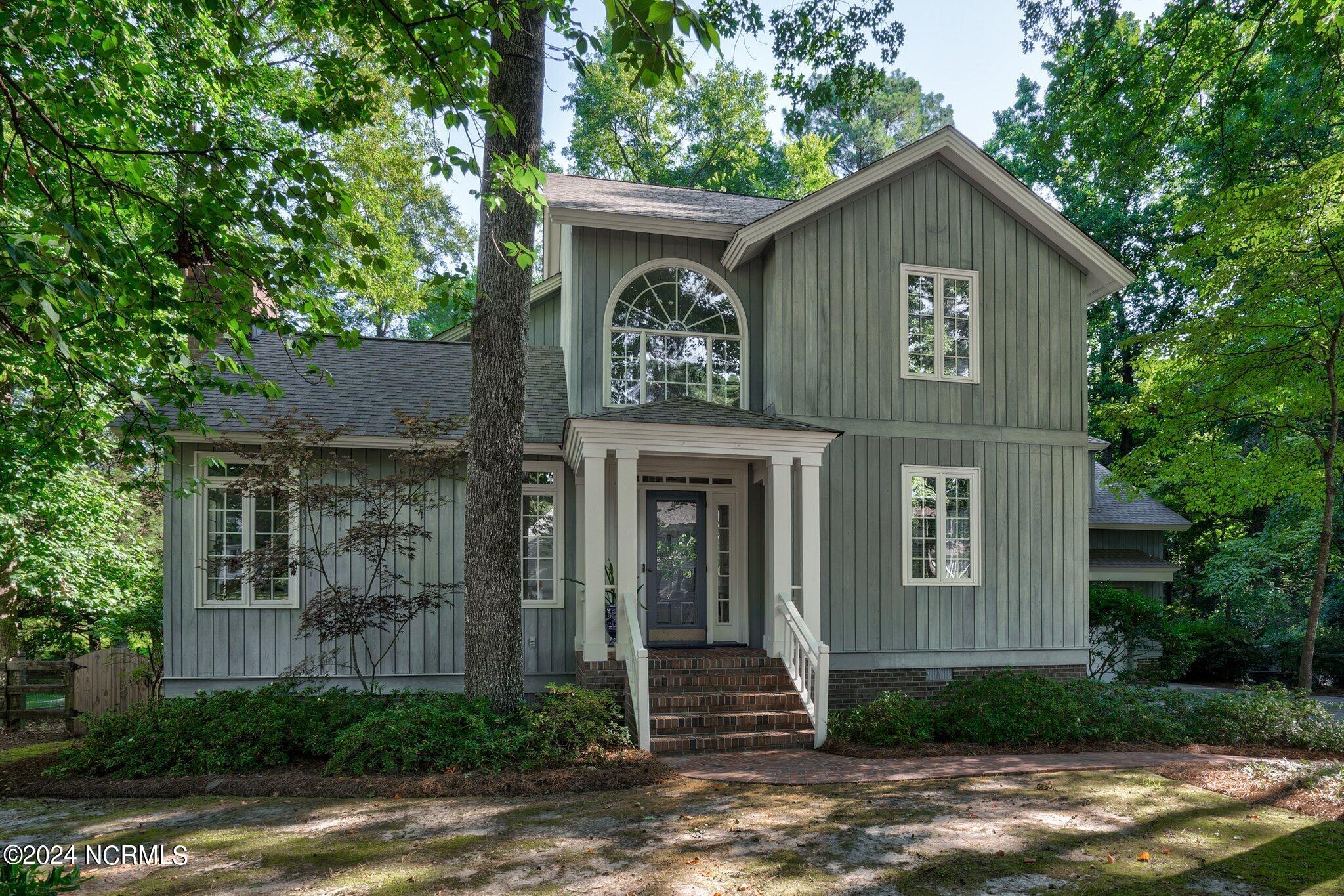 2128 Edinborough Road