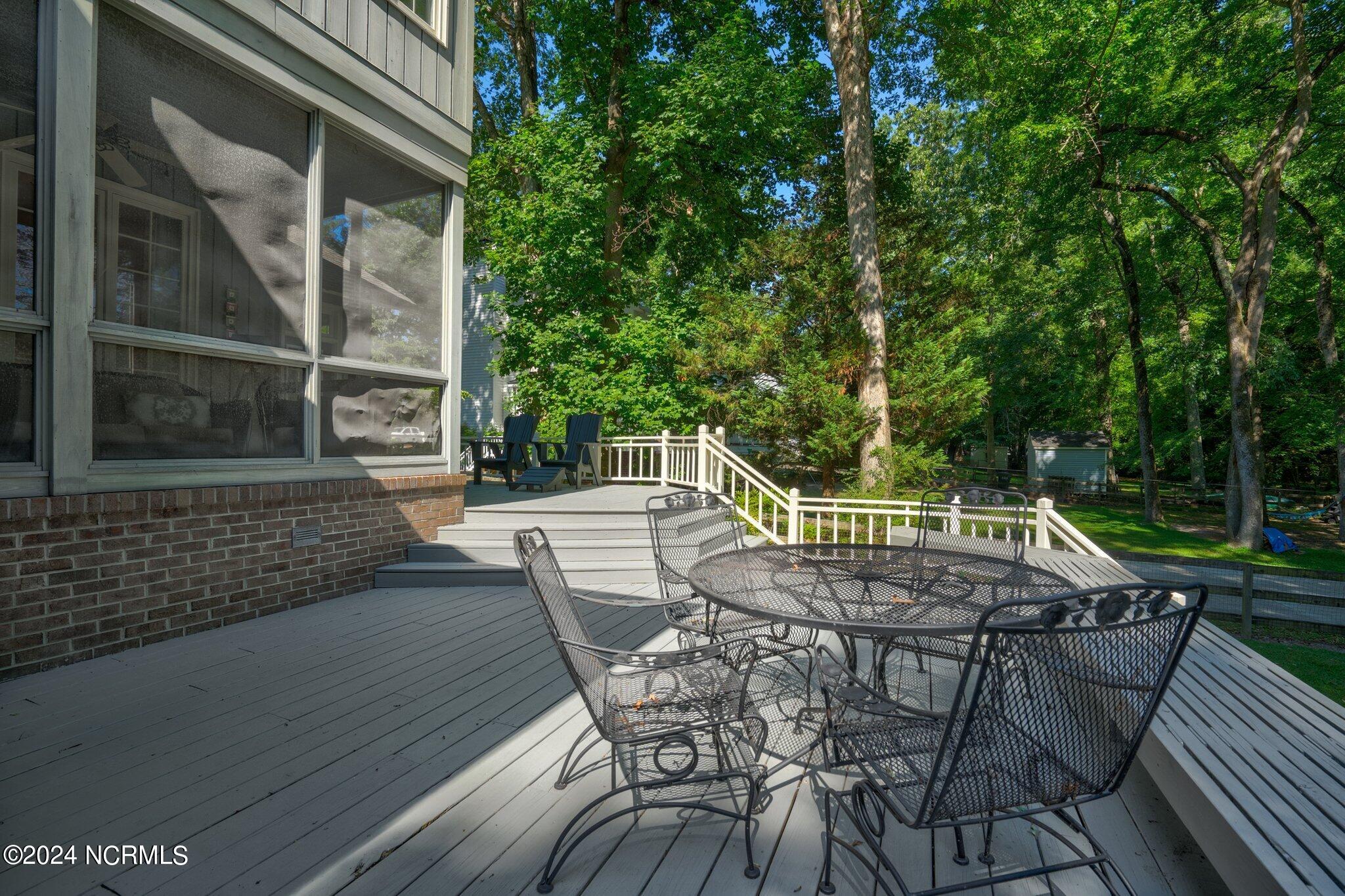 2128 Edinborough Road