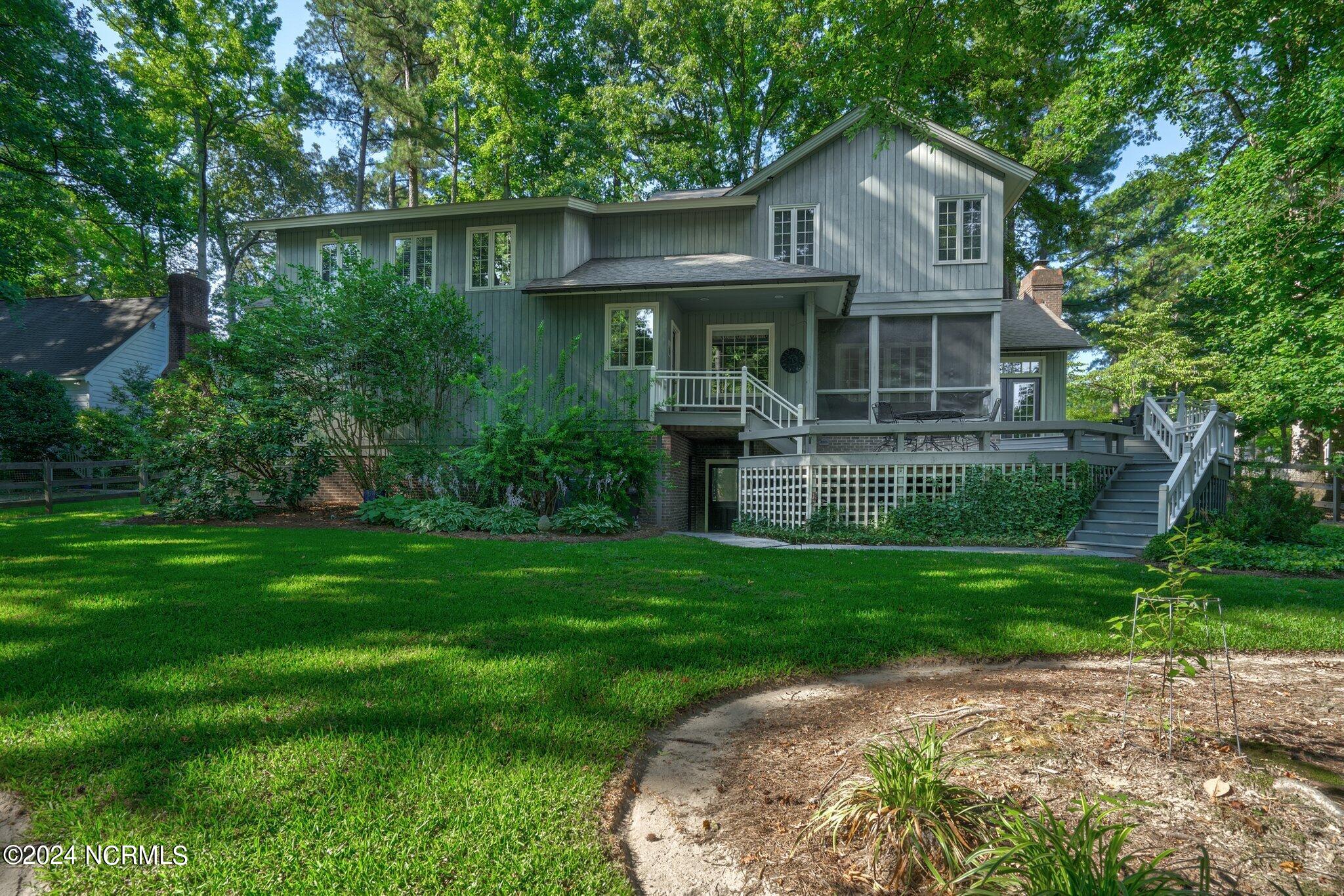 2128 Edinborough Road