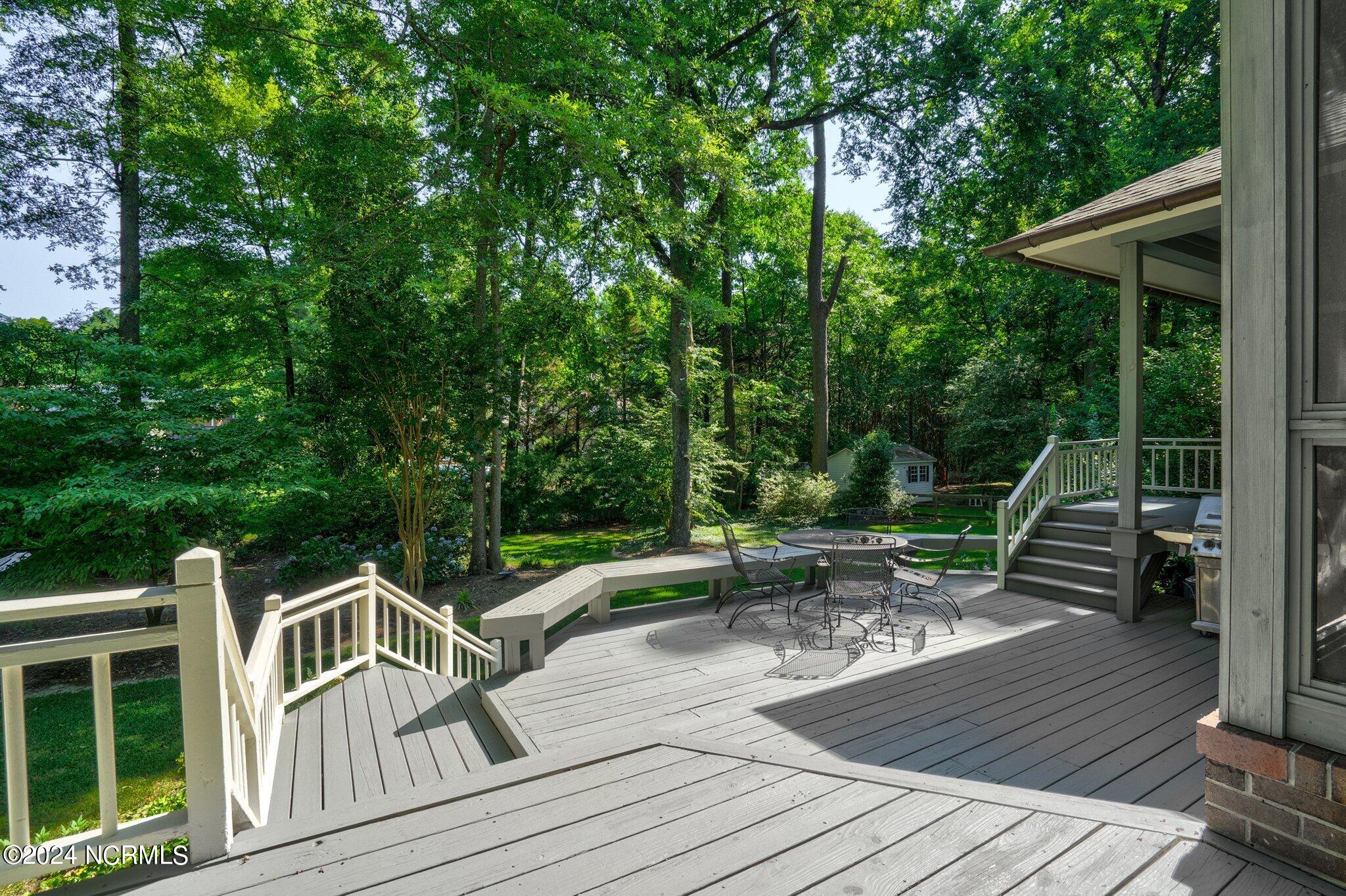 2128 Edinborough Road