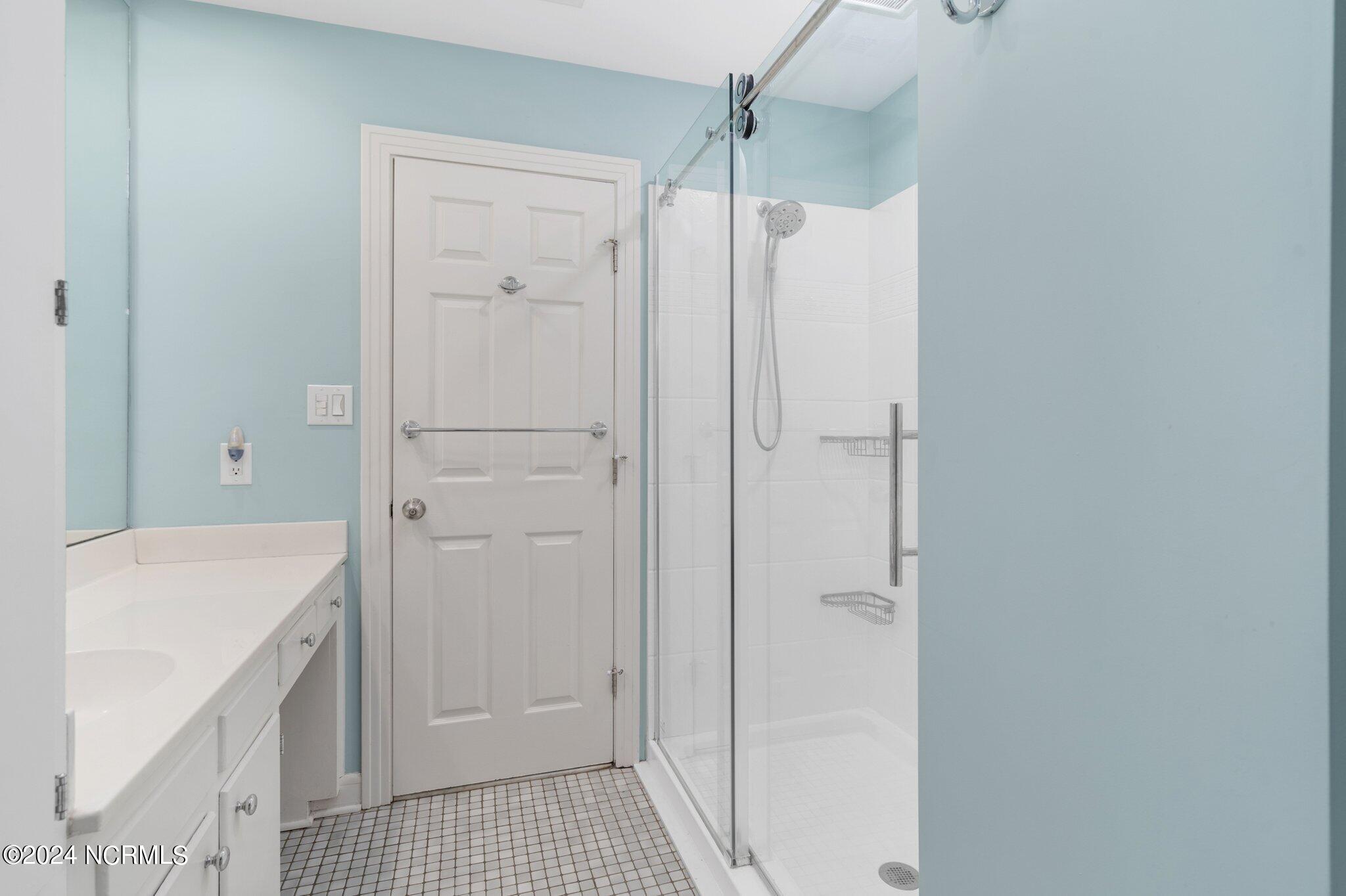 2128 Edinborough Road