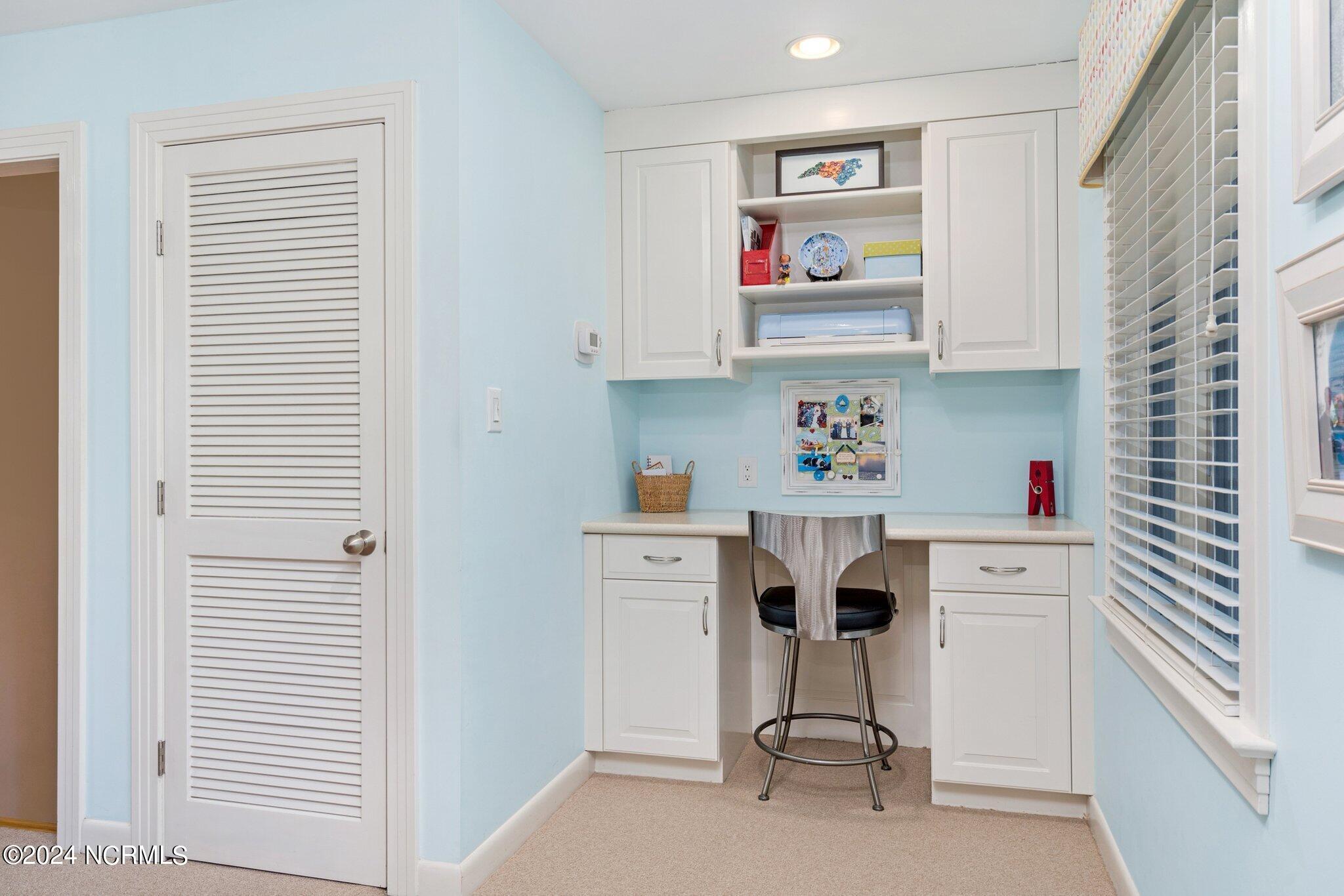 2128 Edinborough Road