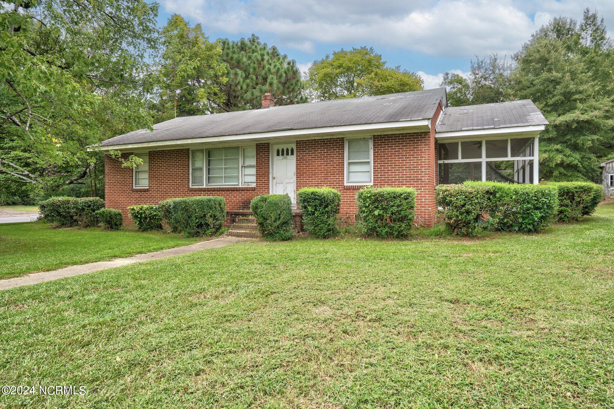 200 E Battleboro Avenue