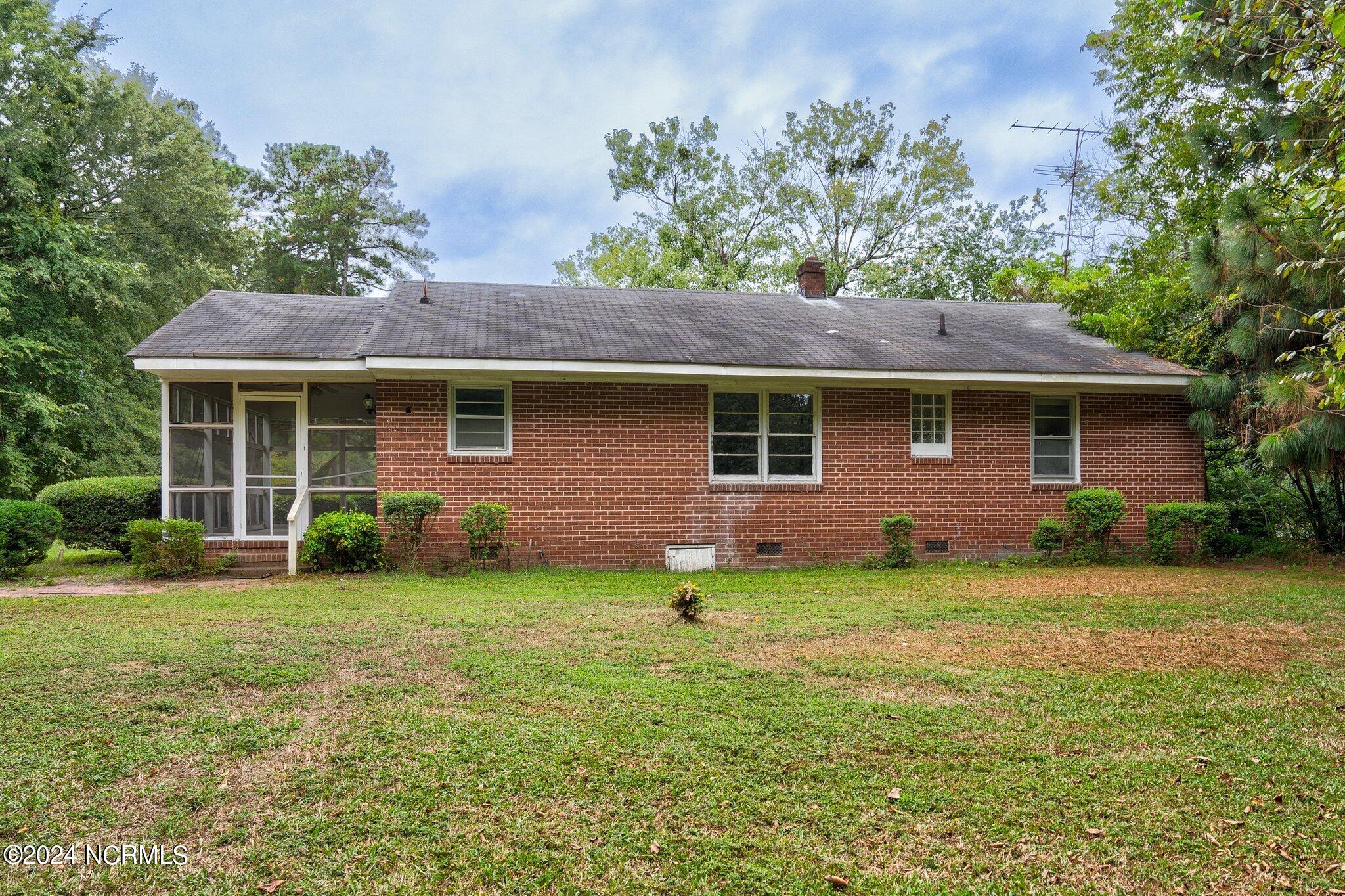 200 E Battleboro Avenue