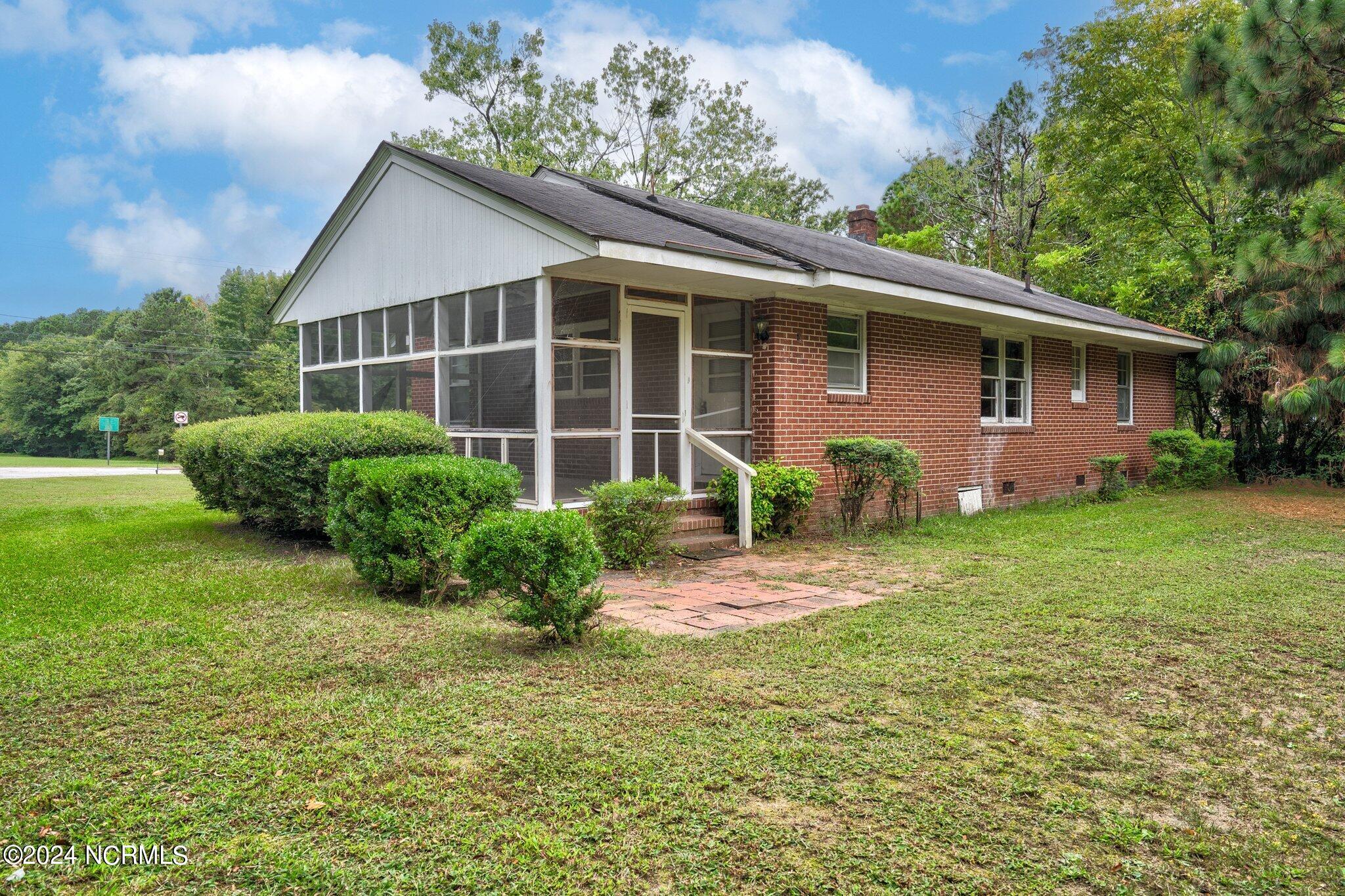 200 E Battleboro Avenue