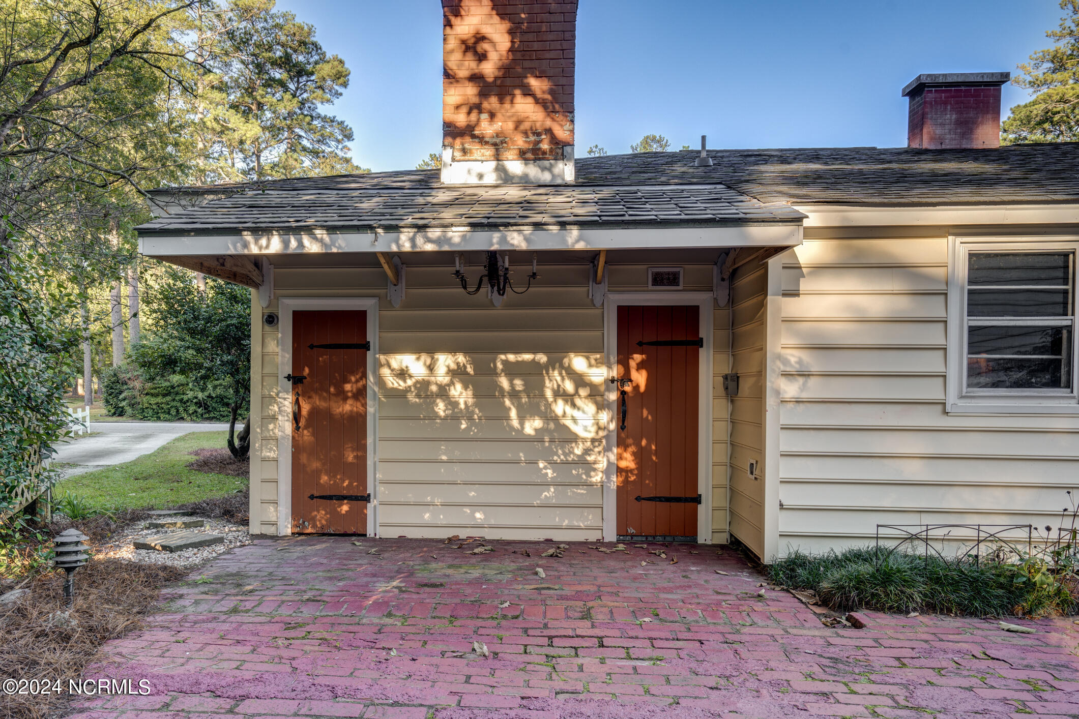 424 Clifton Road