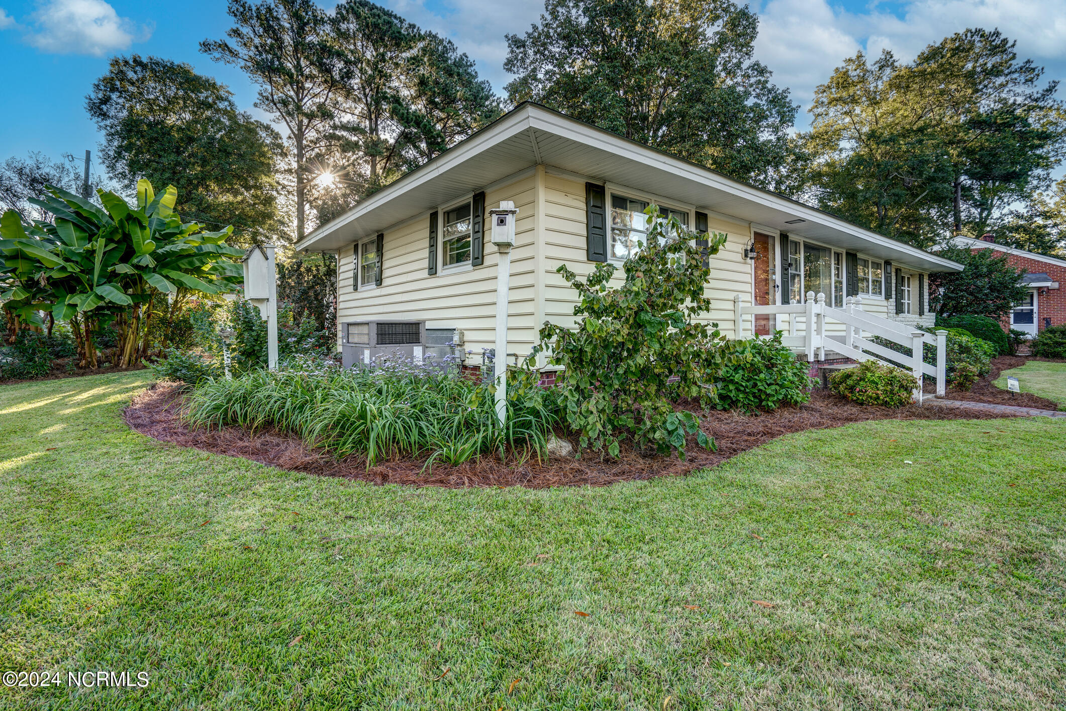 424 Clifton Road