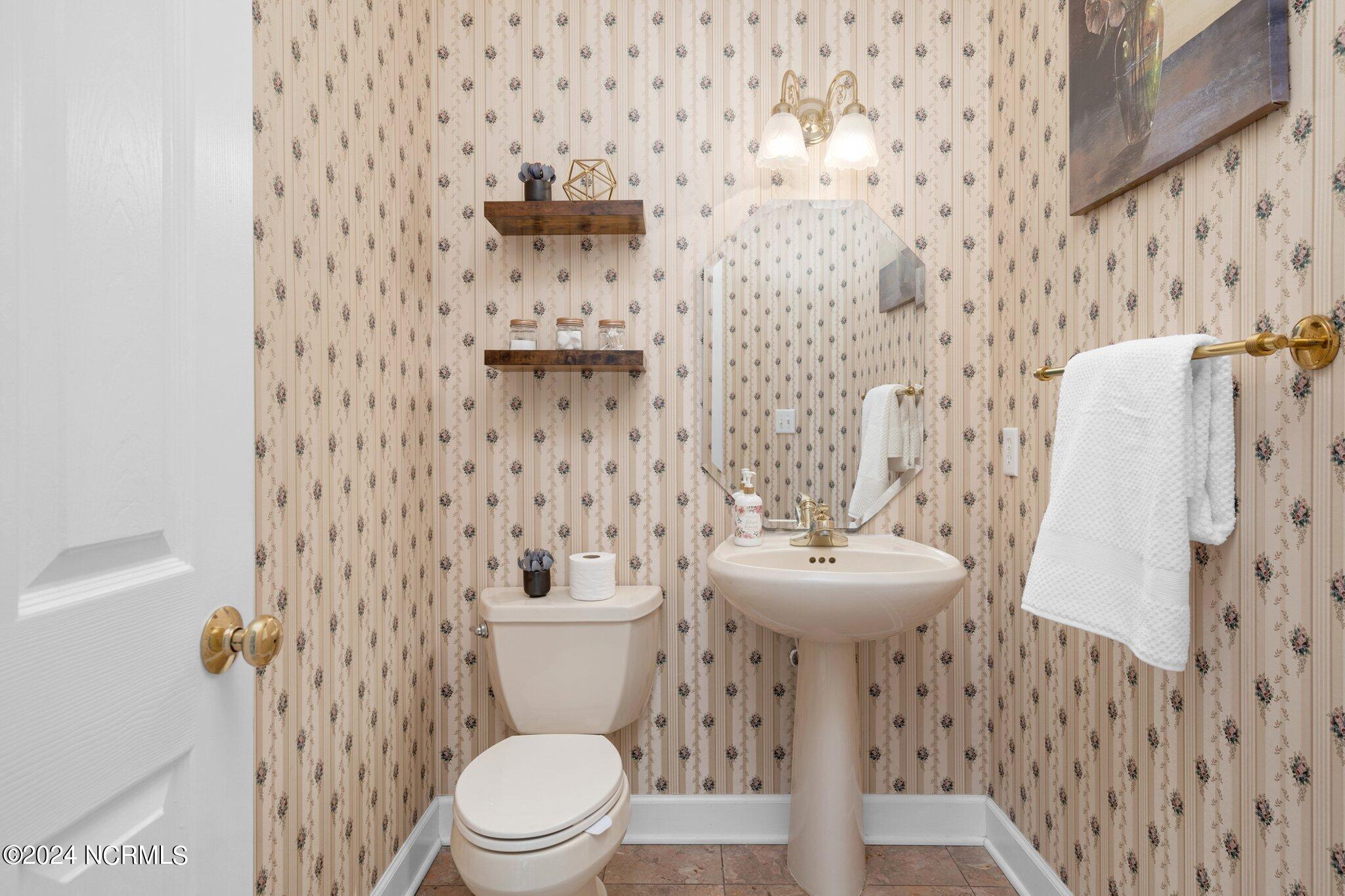 6216 Saddlehorn Drive