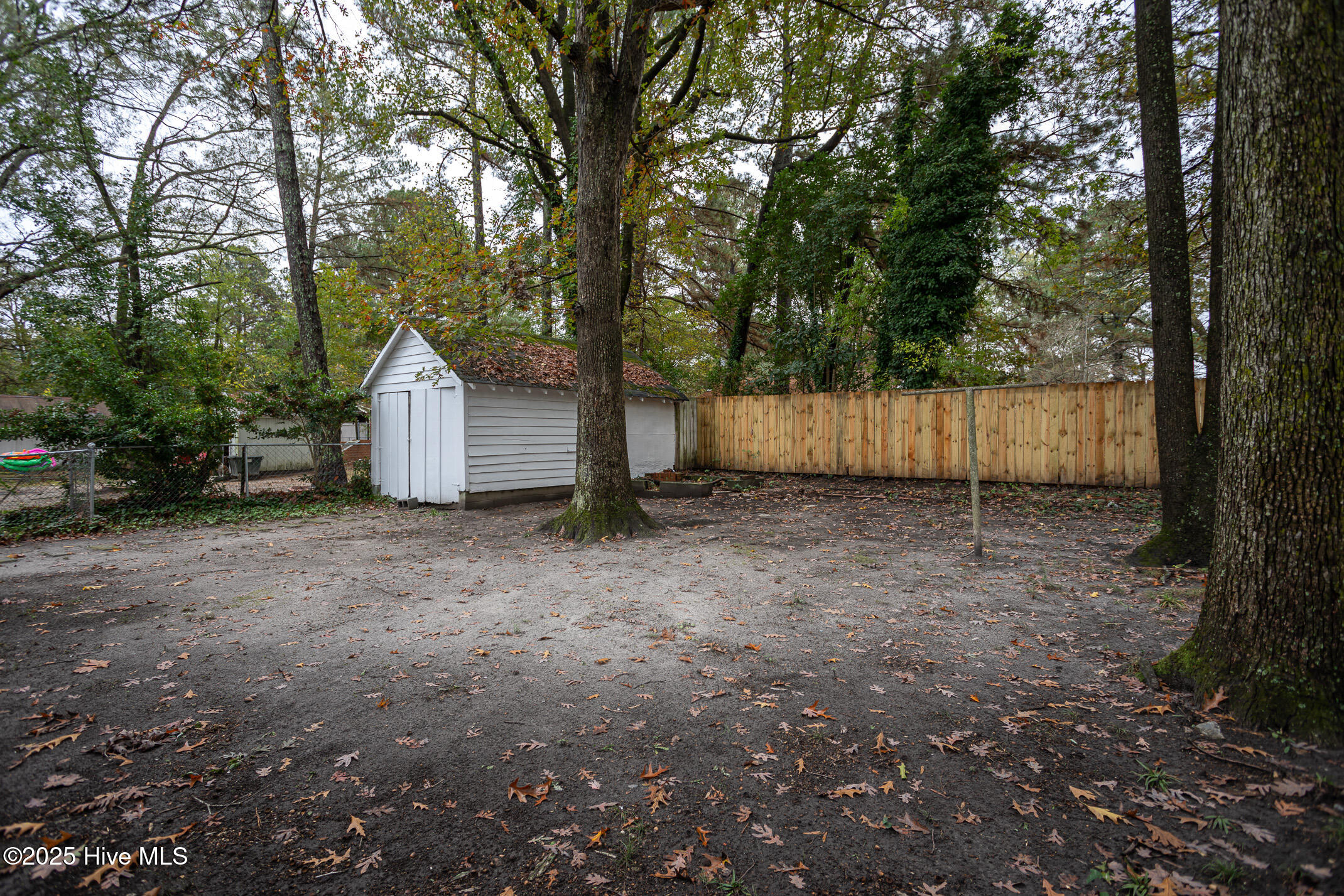 925 Redgate Avenue