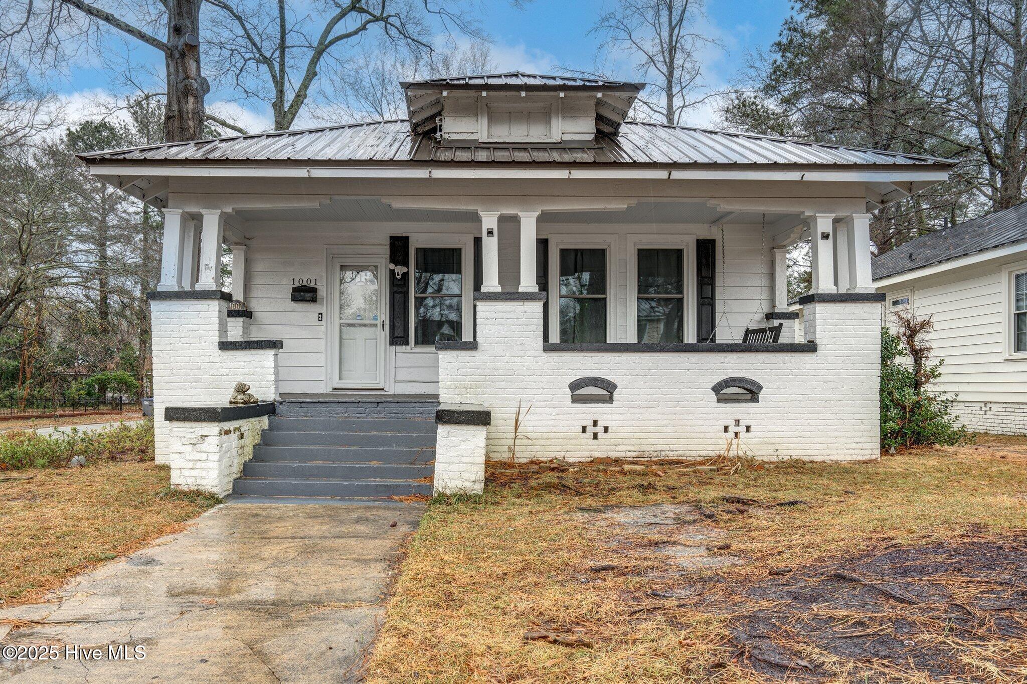 1001 Sunset Avenue