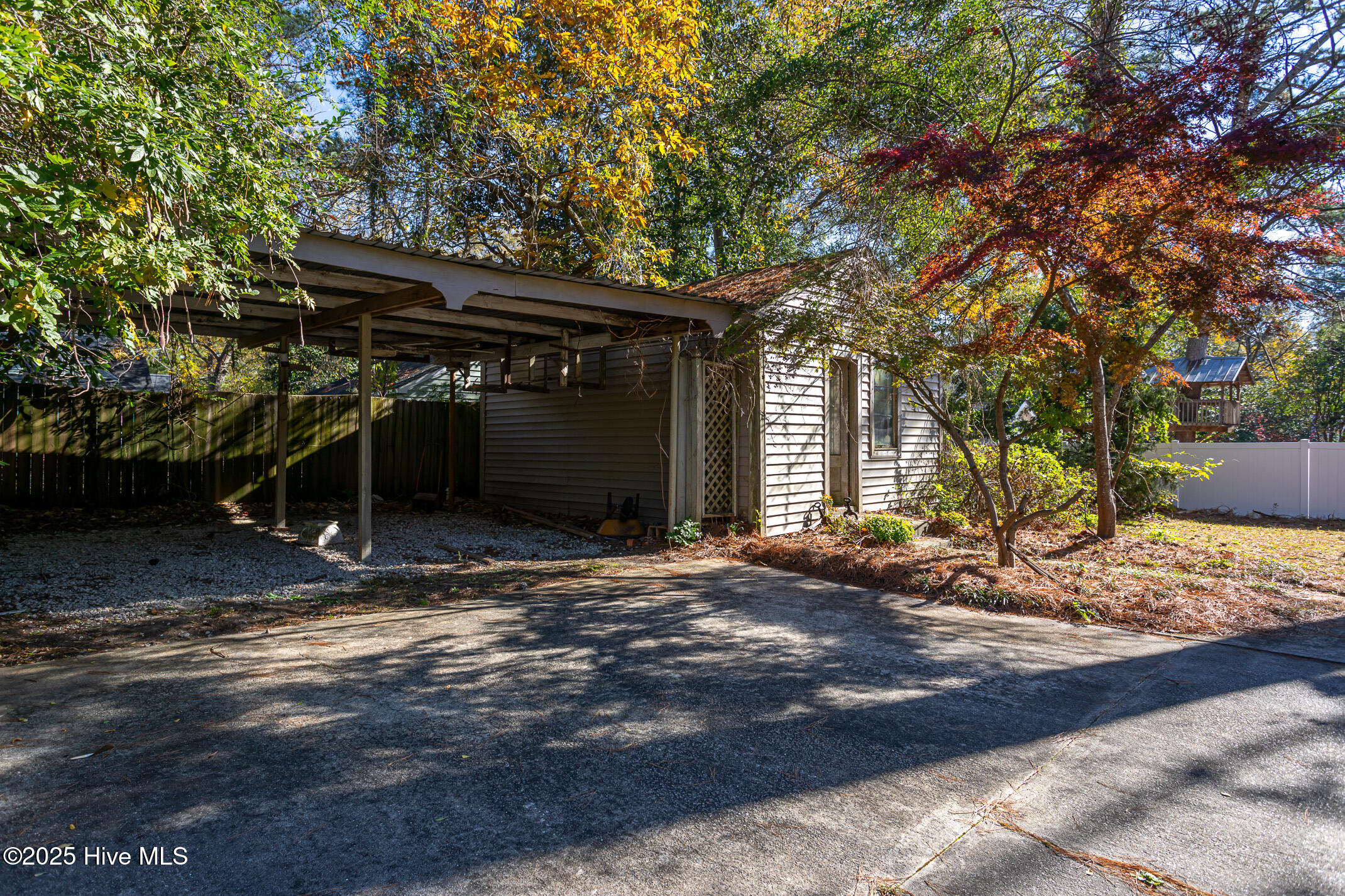 1606 Kenan Street NW