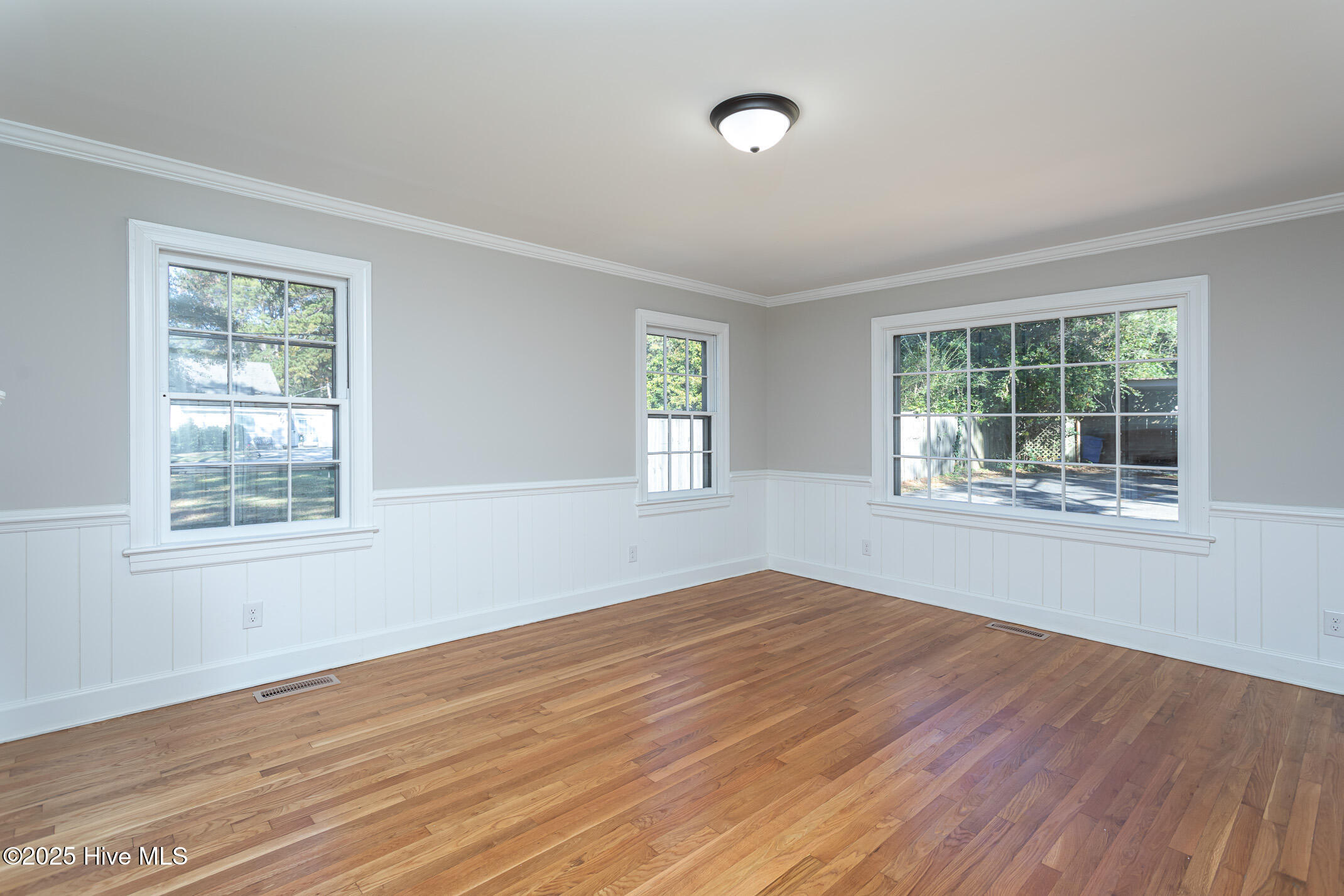 1606 Kenan Street NW