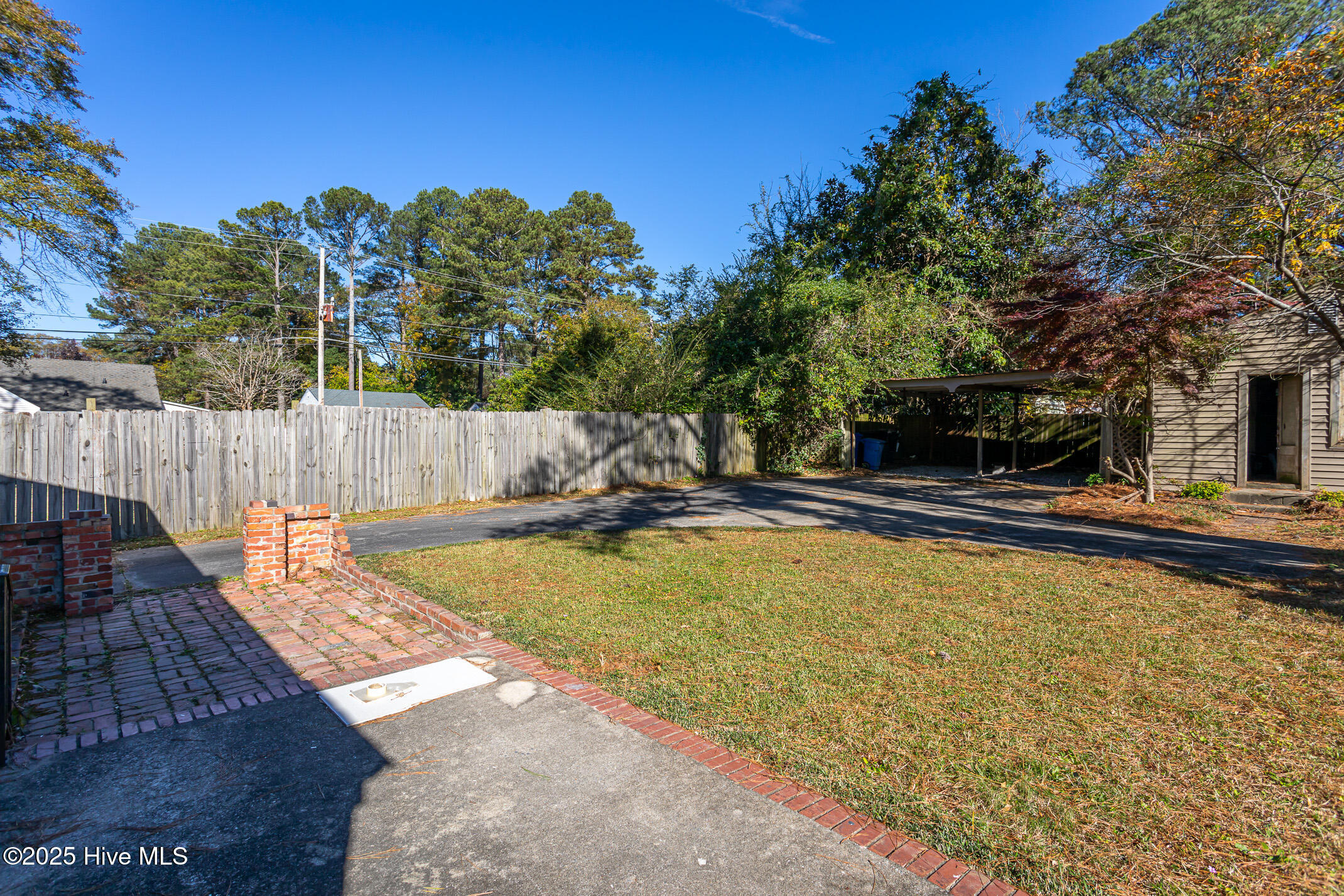 1606 Kenan Street NW