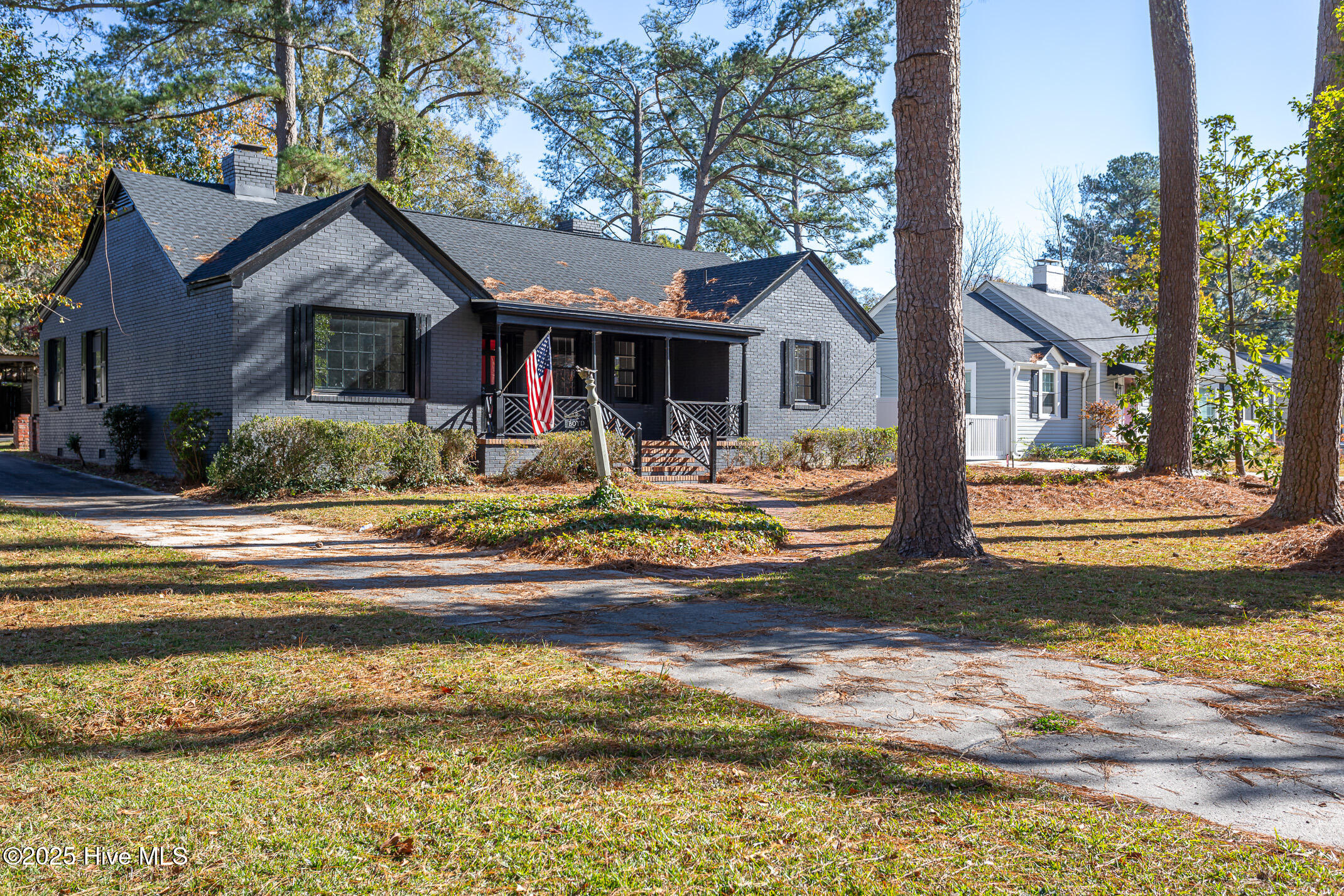 1606 Kenan Street NW