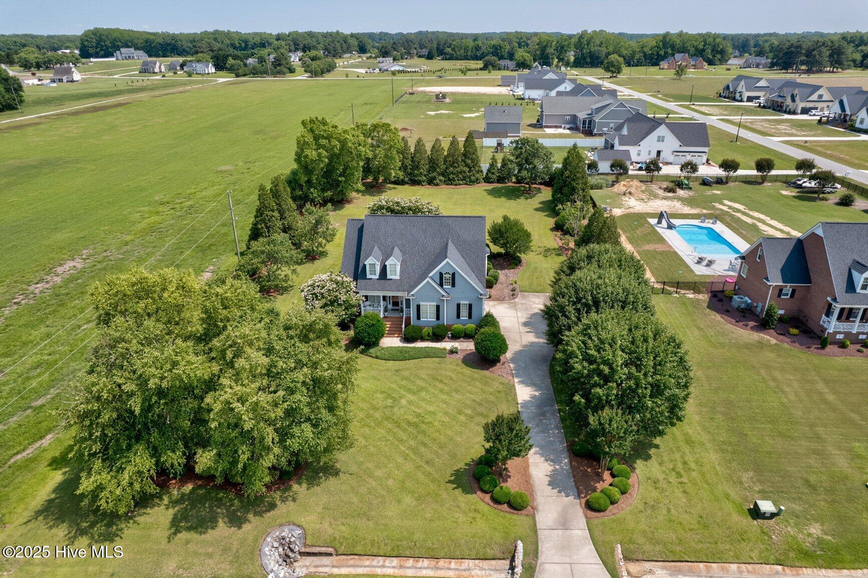 6489 Waters Edge Drive