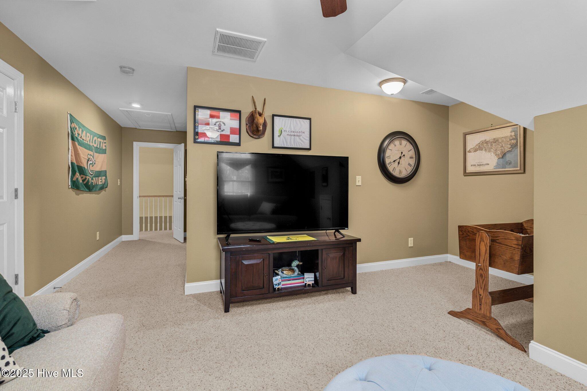 6489 Waters Edge Drive