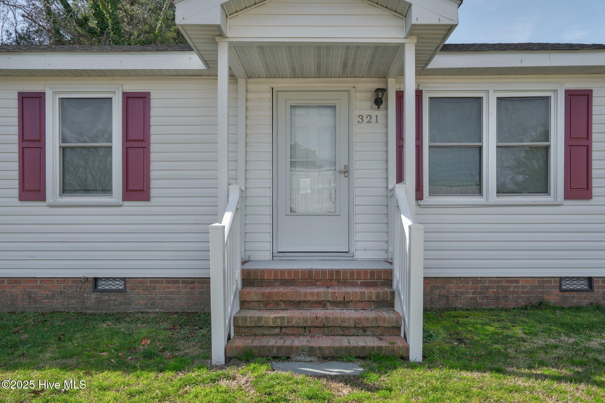 321 Nelson Street