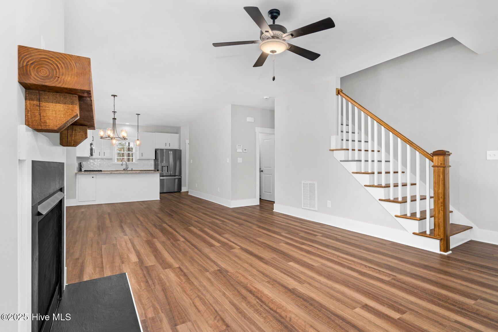 5450 Hunter Hill Road