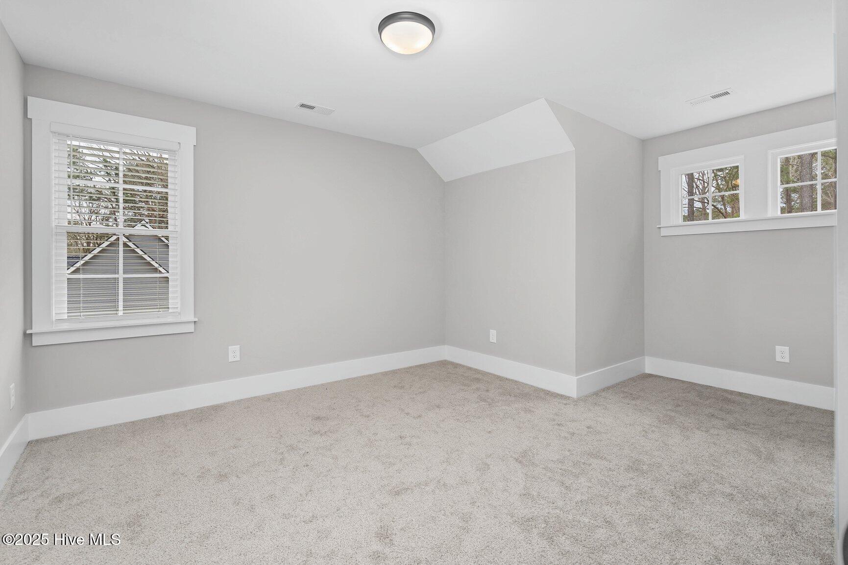 5450 Hunter Hill Road