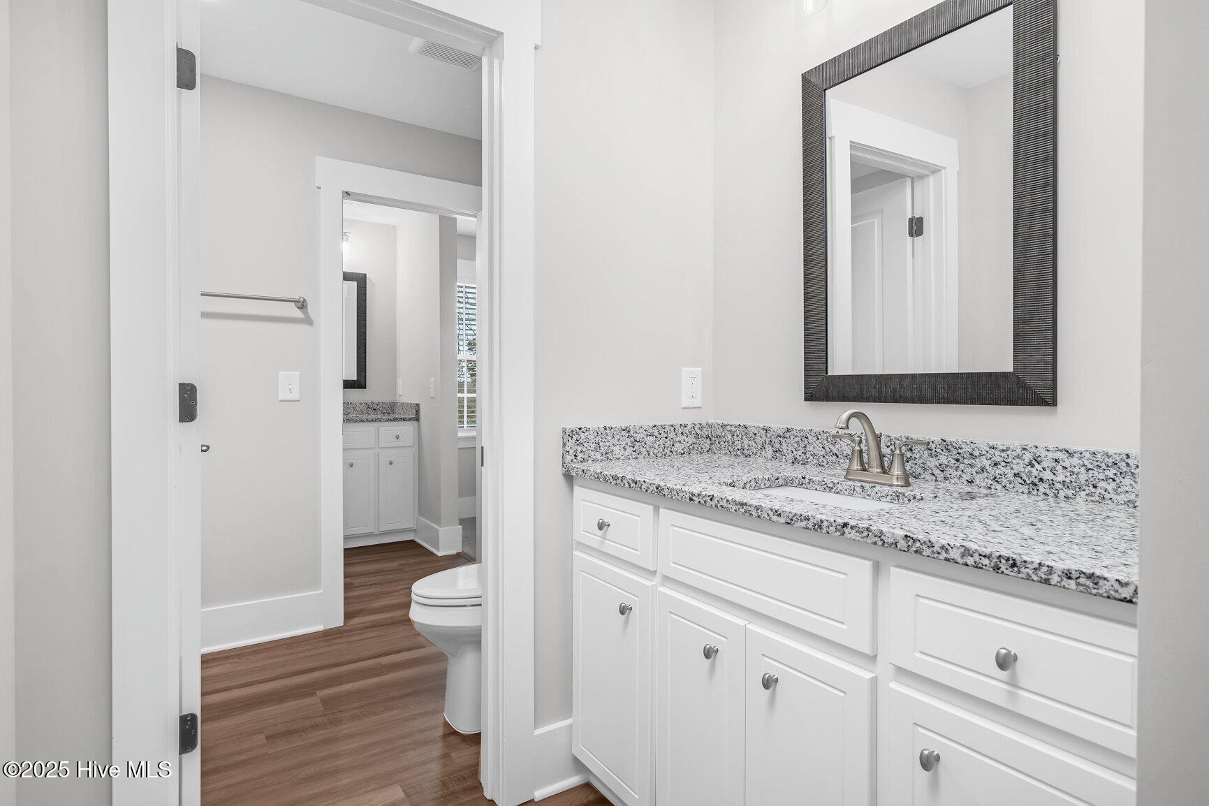 5450 Hunter Hill Road