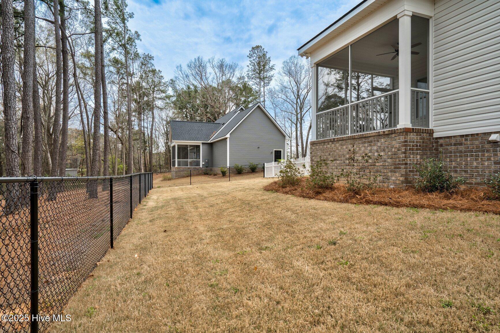 5450 Hunter Hill Road