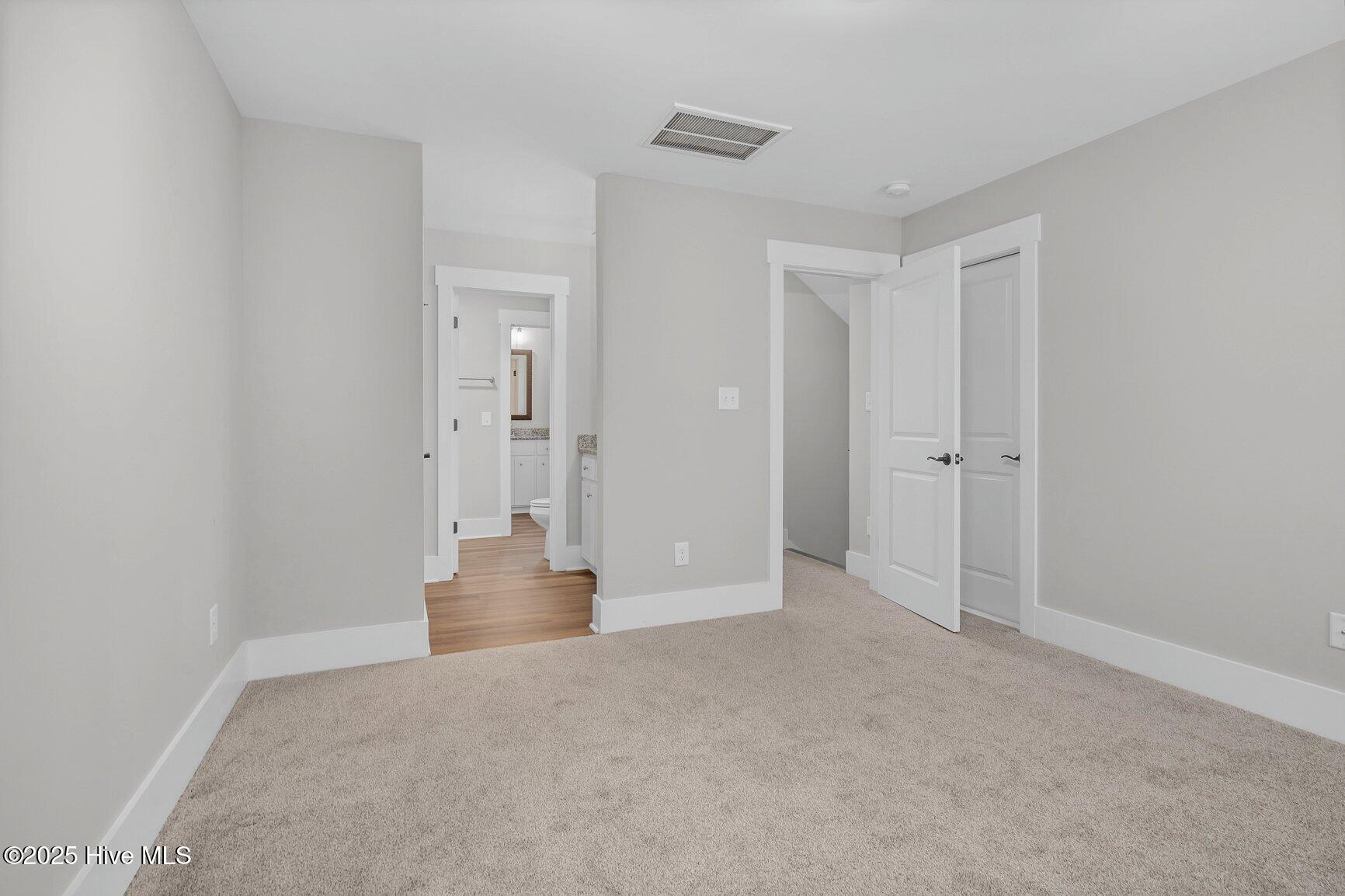 5450 Hunter Hill Road