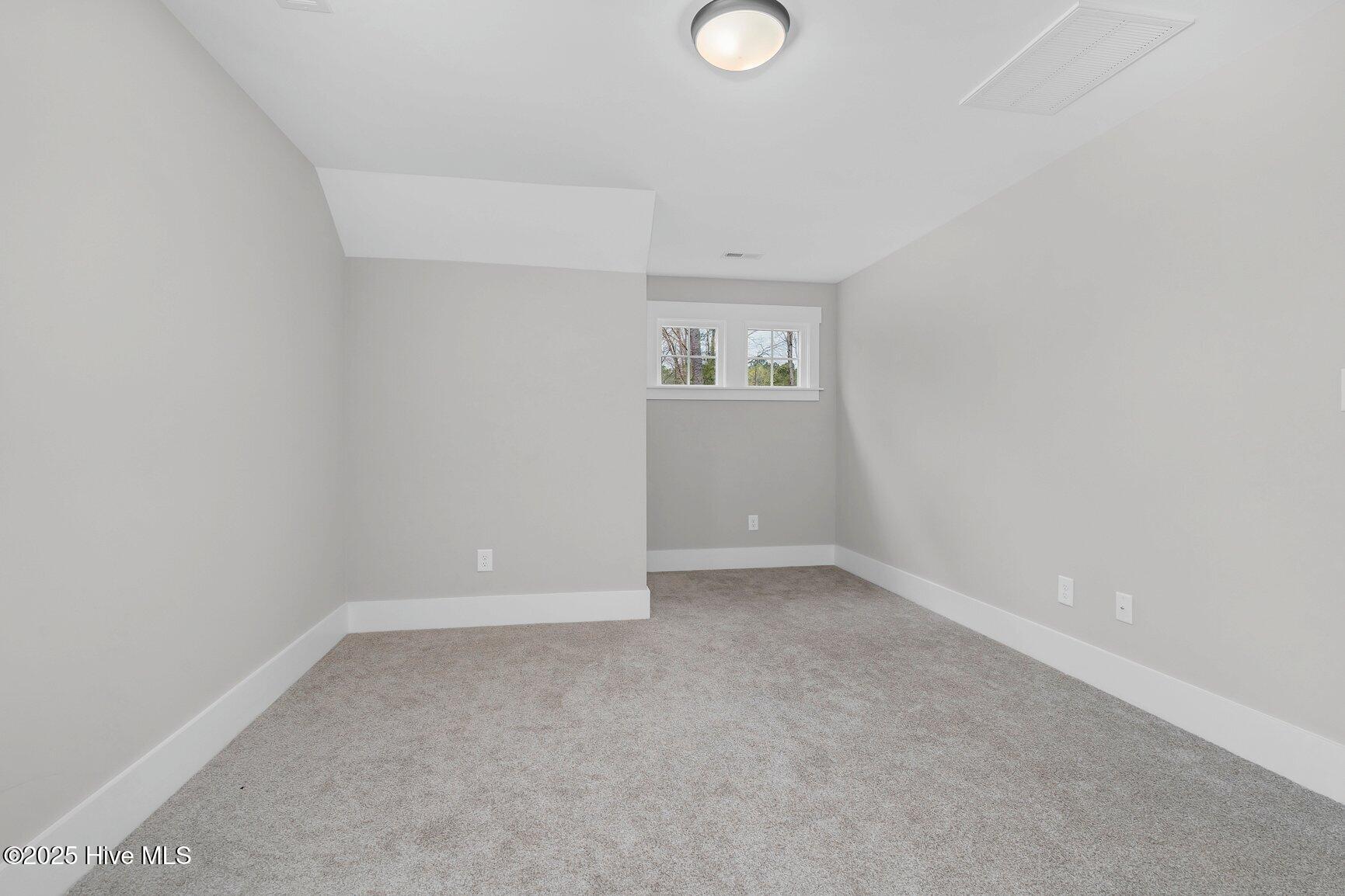 5450 Hunter Hill Road