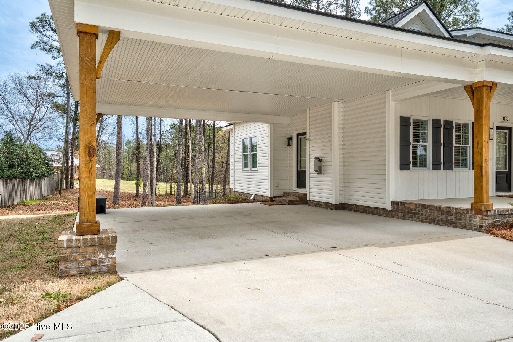 5450 Hunter Hill Road