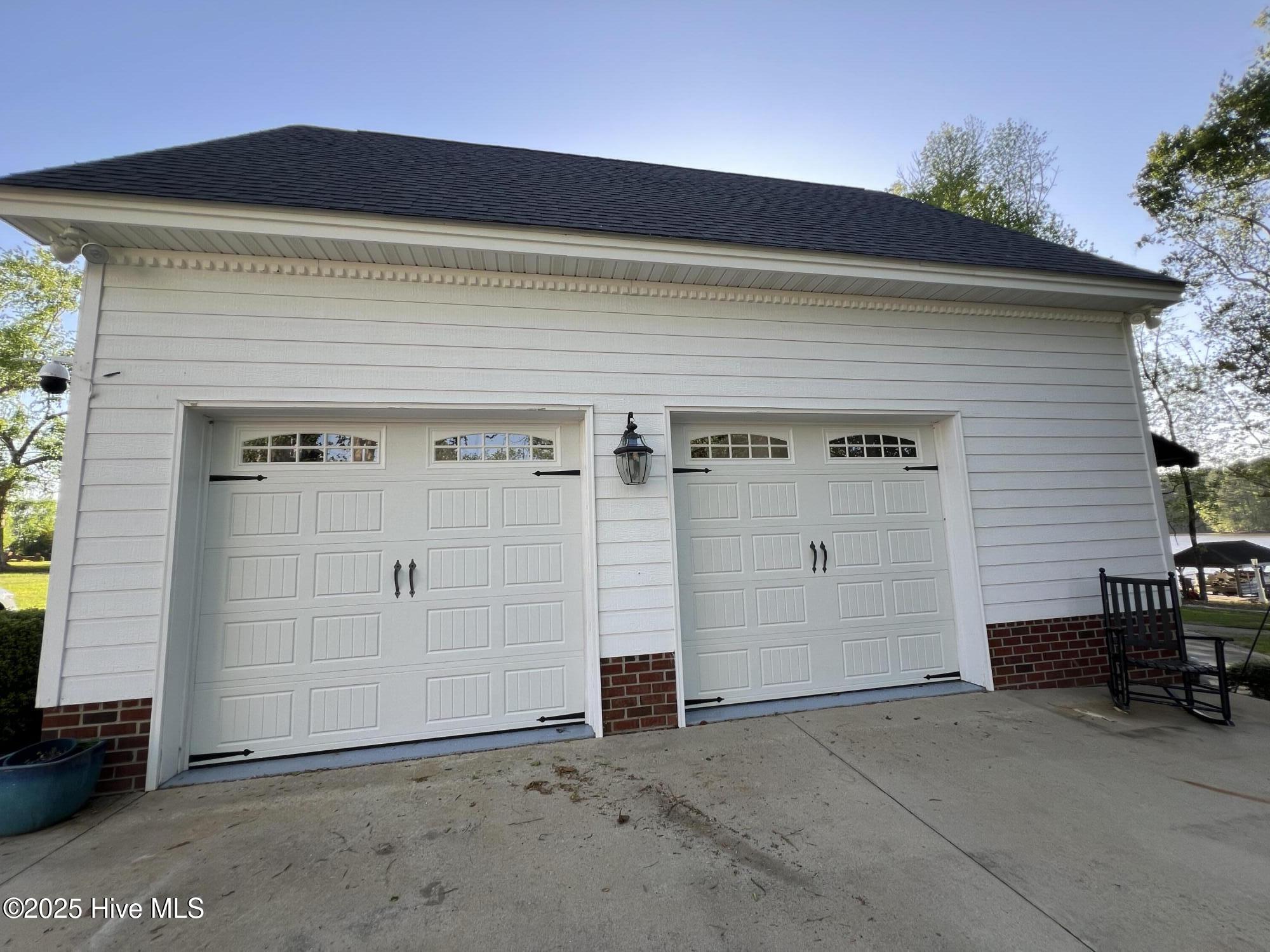 6392 Waters Edge Drive