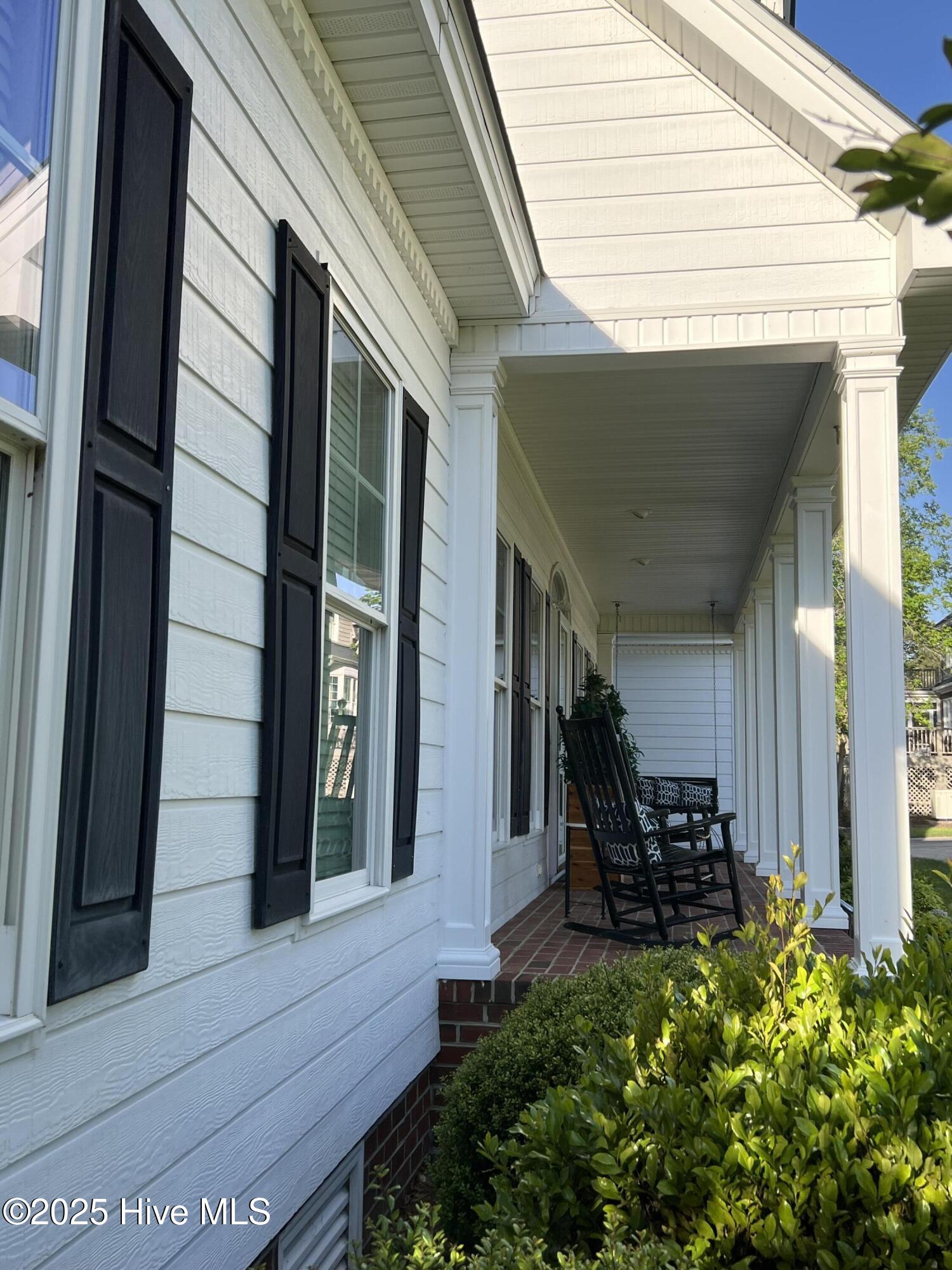 6392 Waters Edge Drive